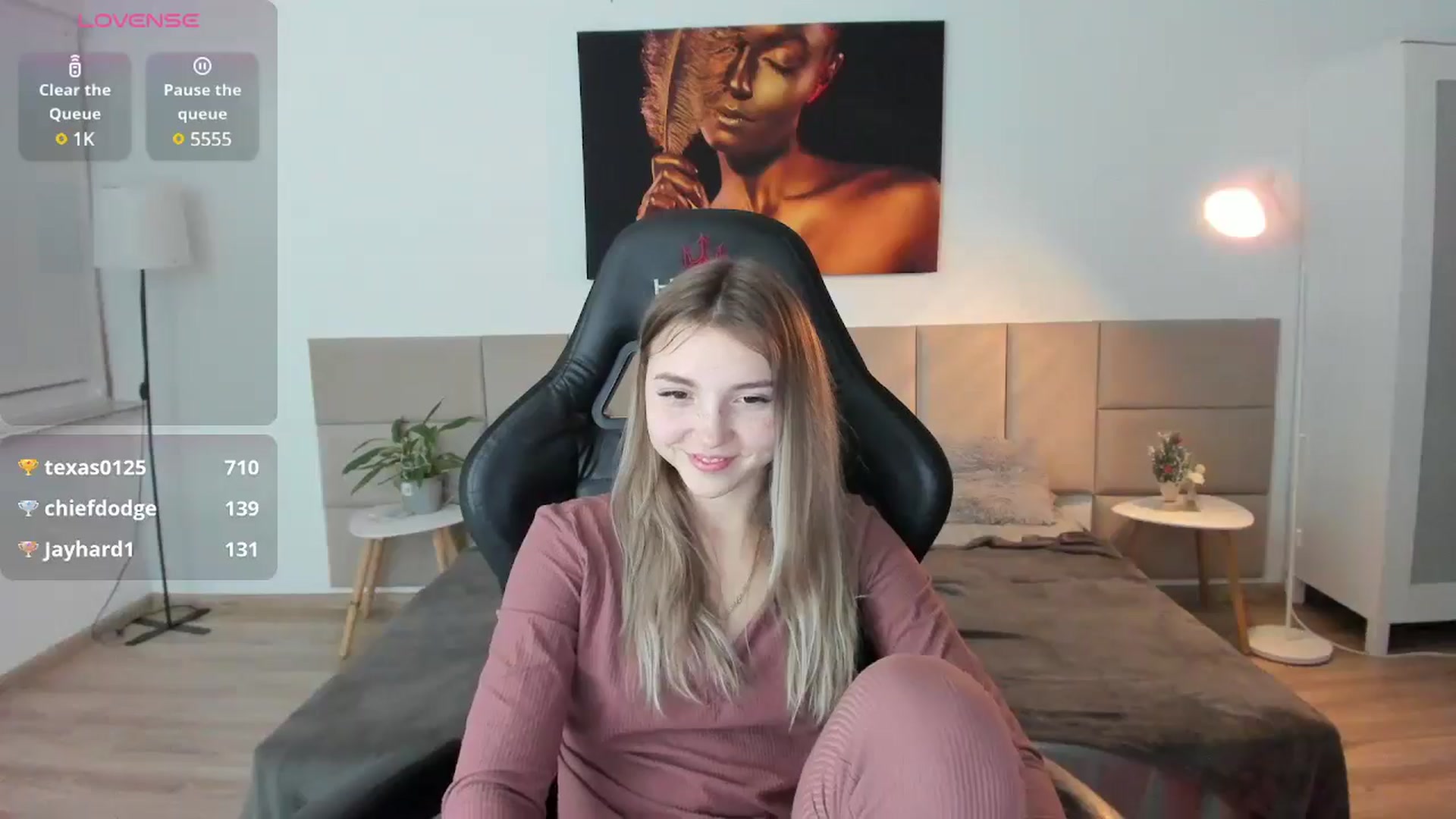 Gallery image thumbnail from Daisyy's myfreecams stream on, 01/10/2025, 17:08 image 15 of 20