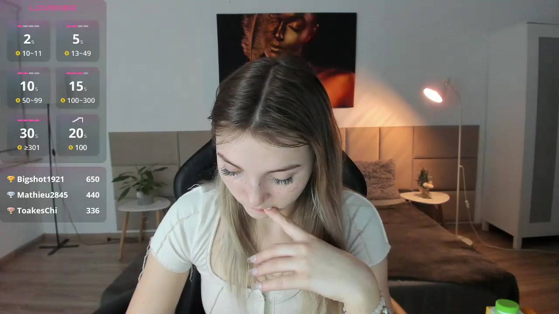 Gallery image thumbnail from Daisyy's myfreecams stream on, 01/28/2025, 17:54 image 18 of 20