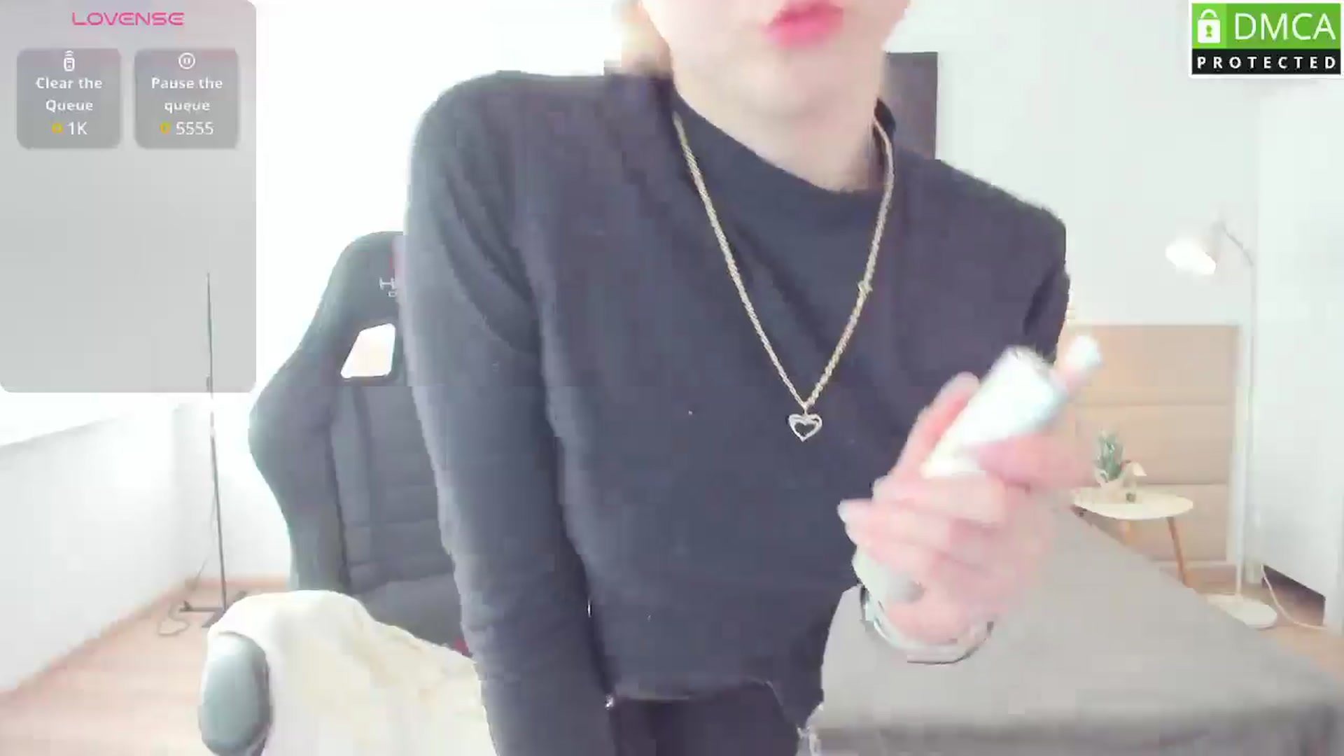 Gallery image thumbnail from Daisyy's myfreecams stream on, 03/03/2025, 15:23 image 4 of 20