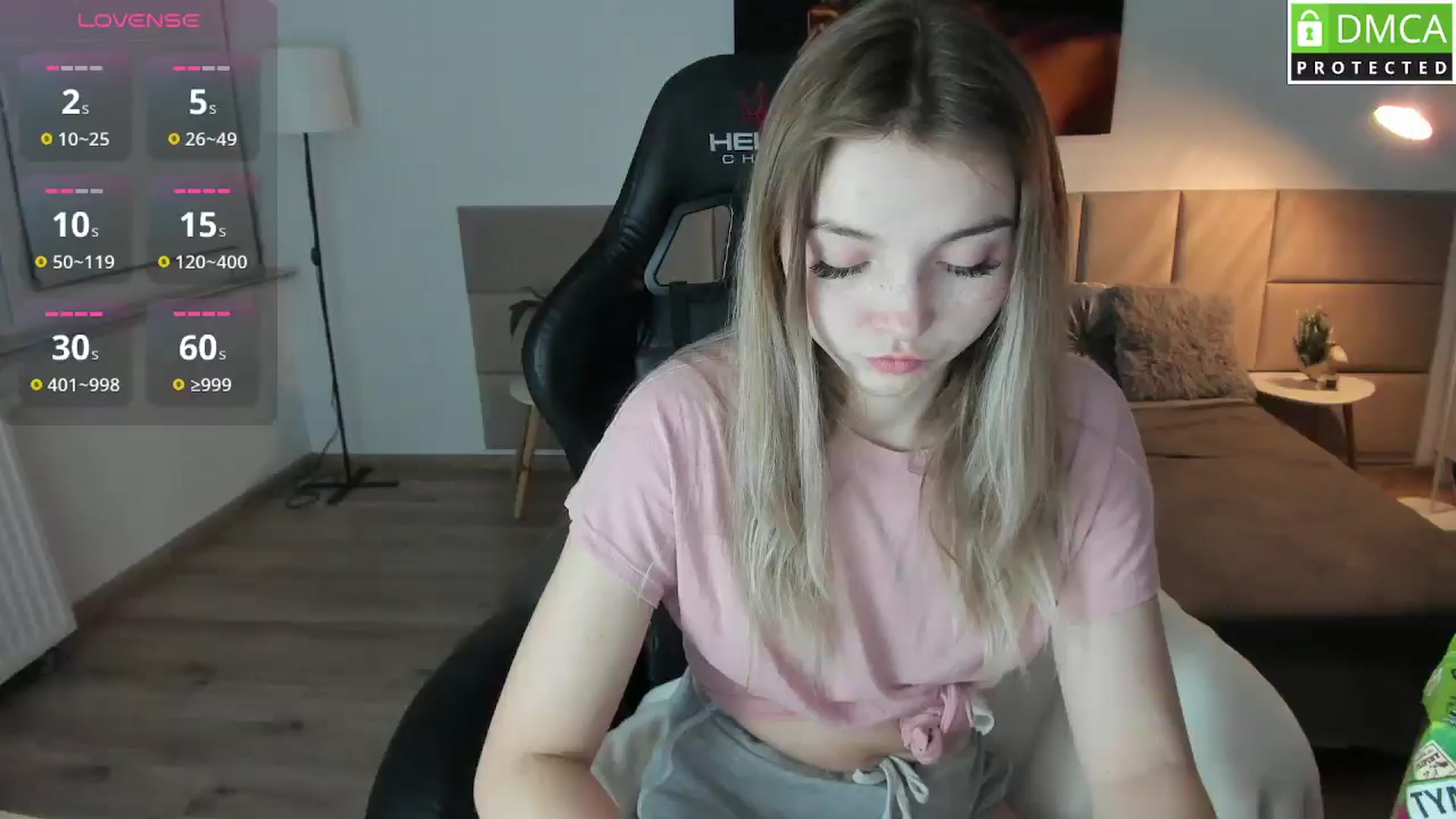 Gallery image thumbnail from Daisyy's myfreecams stream on, 03/05/2025, 19:40 image 13 of 20