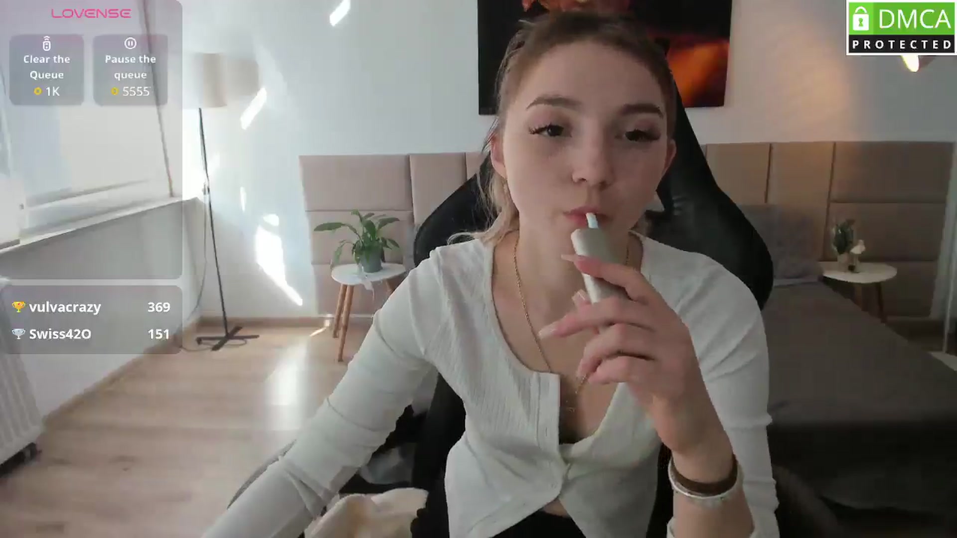 Gallery image thumbnail from Daisyy's myfreecams stream on, 03/06/2025, 14:49 image 10 of 20