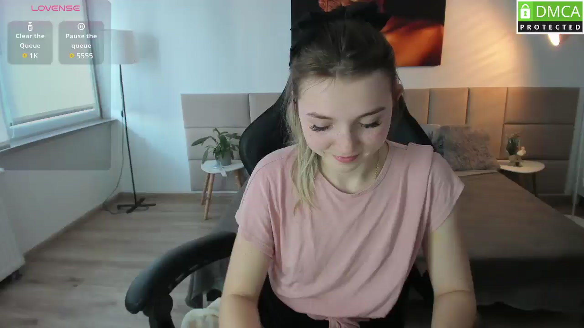 Gallery image thumbnail from Daisyy's myfreecams stream on, 03/06/2025, 16:44 image 10 of 20