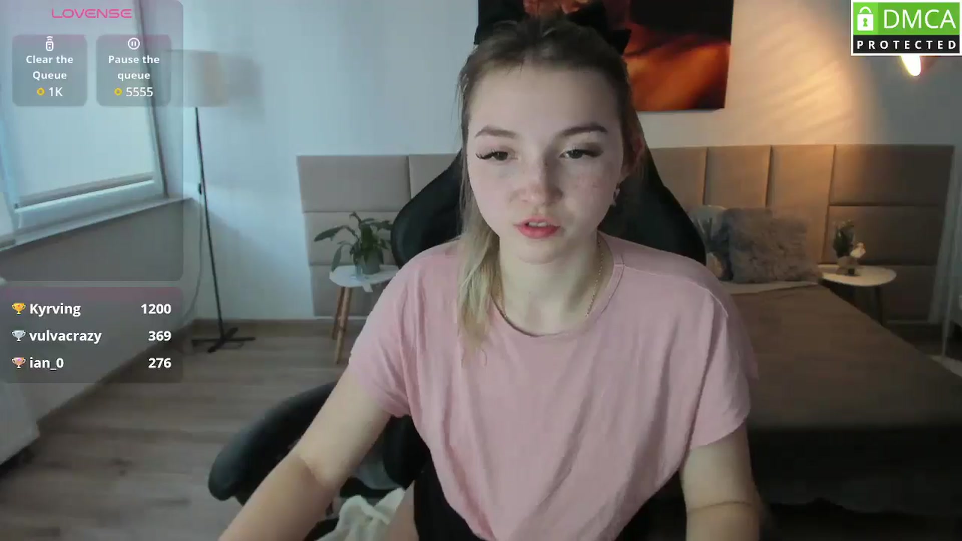Gallery image thumbnail from Daisyy's myfreecams stream on, 03/06/2025, 16:44 image 13 of 20