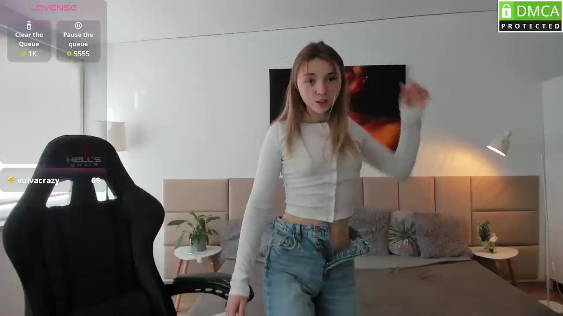 Gallery image thumbnail from Daisyy's myfreecams stream on, 03/07/2025, 14:20 image 4 of 20
