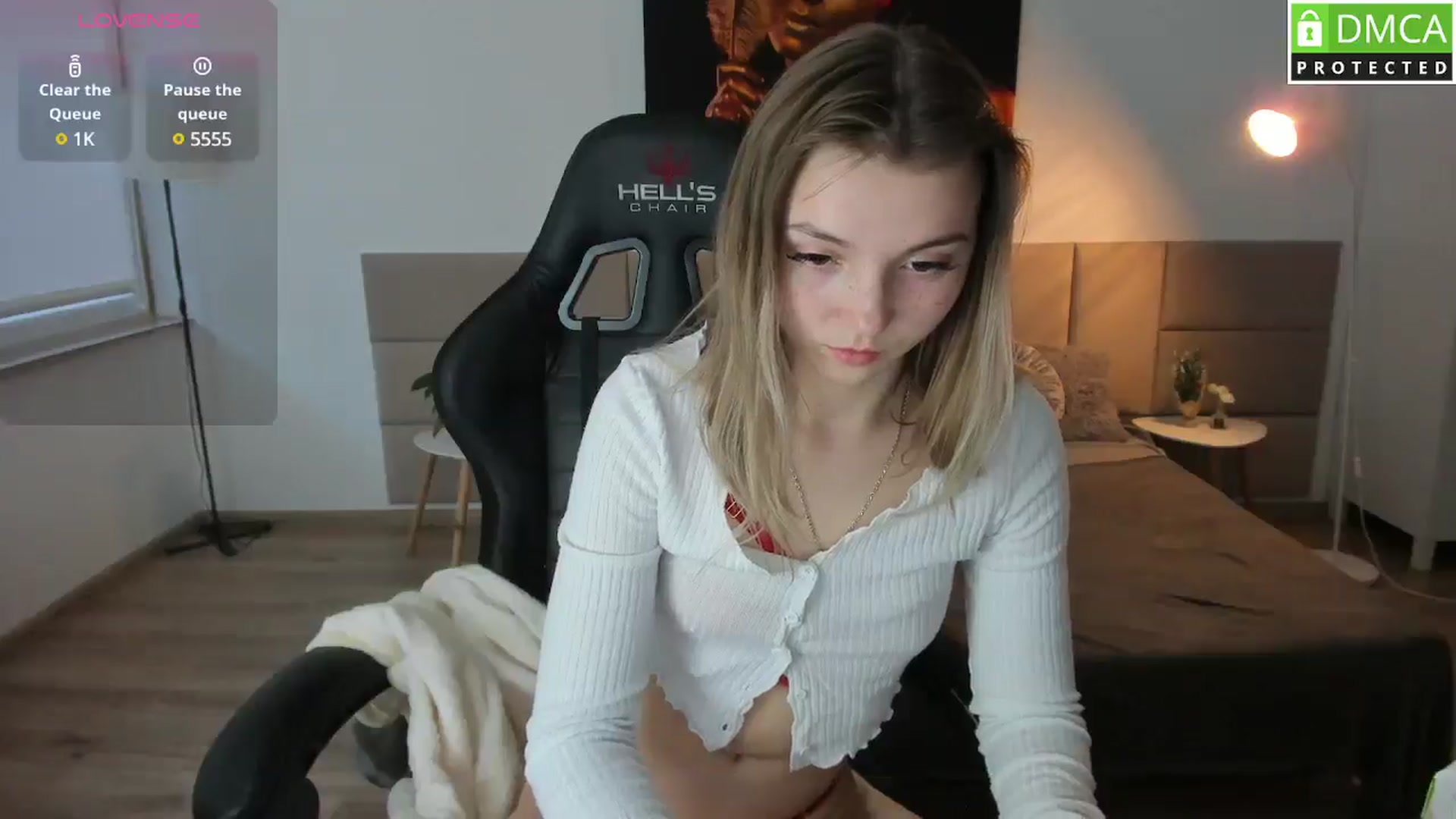 Gallery image thumbnail from Daisyy's myfreecams stream on, 03/13/2025, 17:44 image 9 of 20