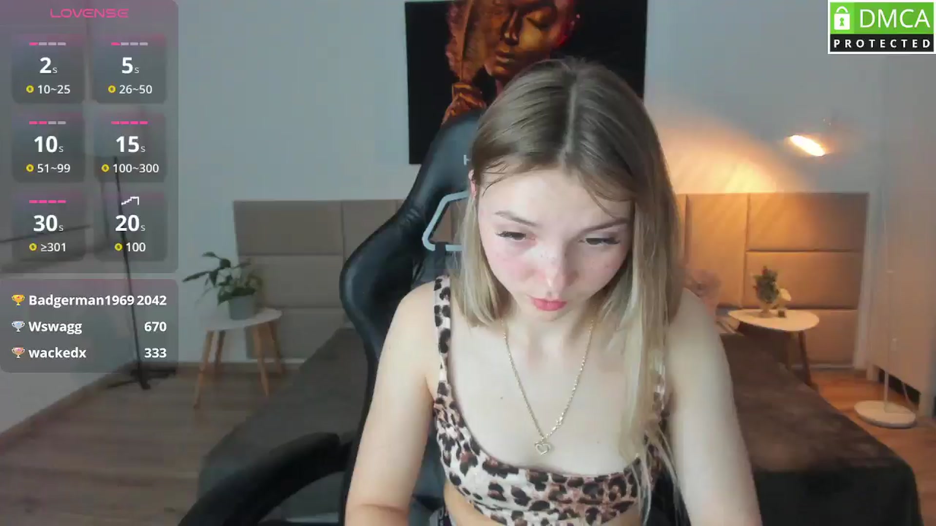 Gallery image thumbnail from Daisyy's myfreecams stream on, 03/17/2025, 21:43 image 18 of 20
