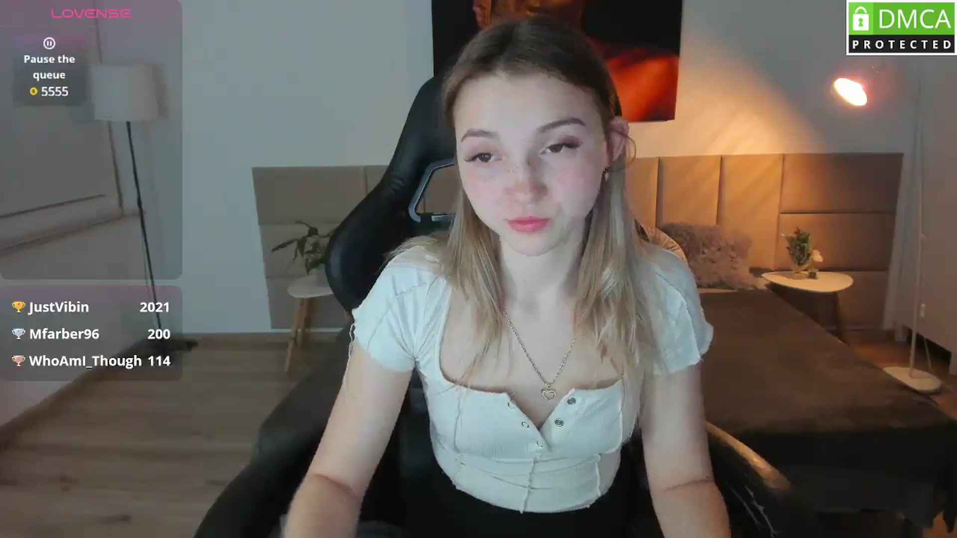 Gallery image thumbnail from Daisyy's myfreecams stream on, 03/19/2025, 20:52 image 3 of 20