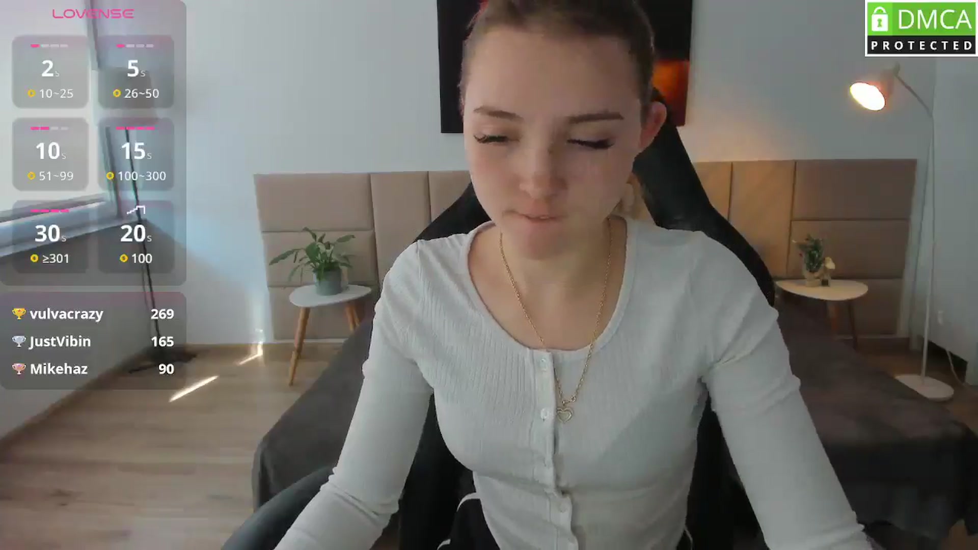 Gallery image thumbnail from Daisyy's myfreecams stream on, 03/20/2025, 14:33 image 6 of 20