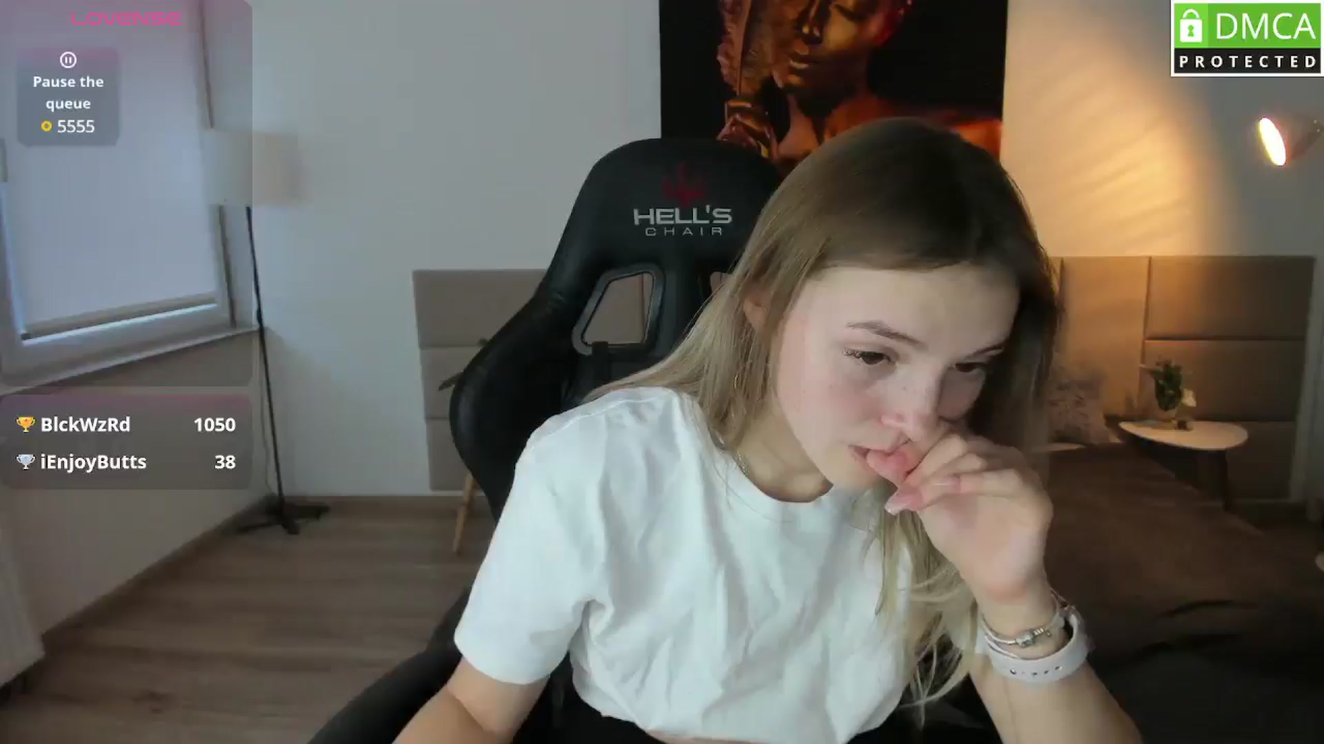 Gallery image thumbnail from Daisyy's myfreecams stream on, 03/24/2025, 16:27 image 14 of 20