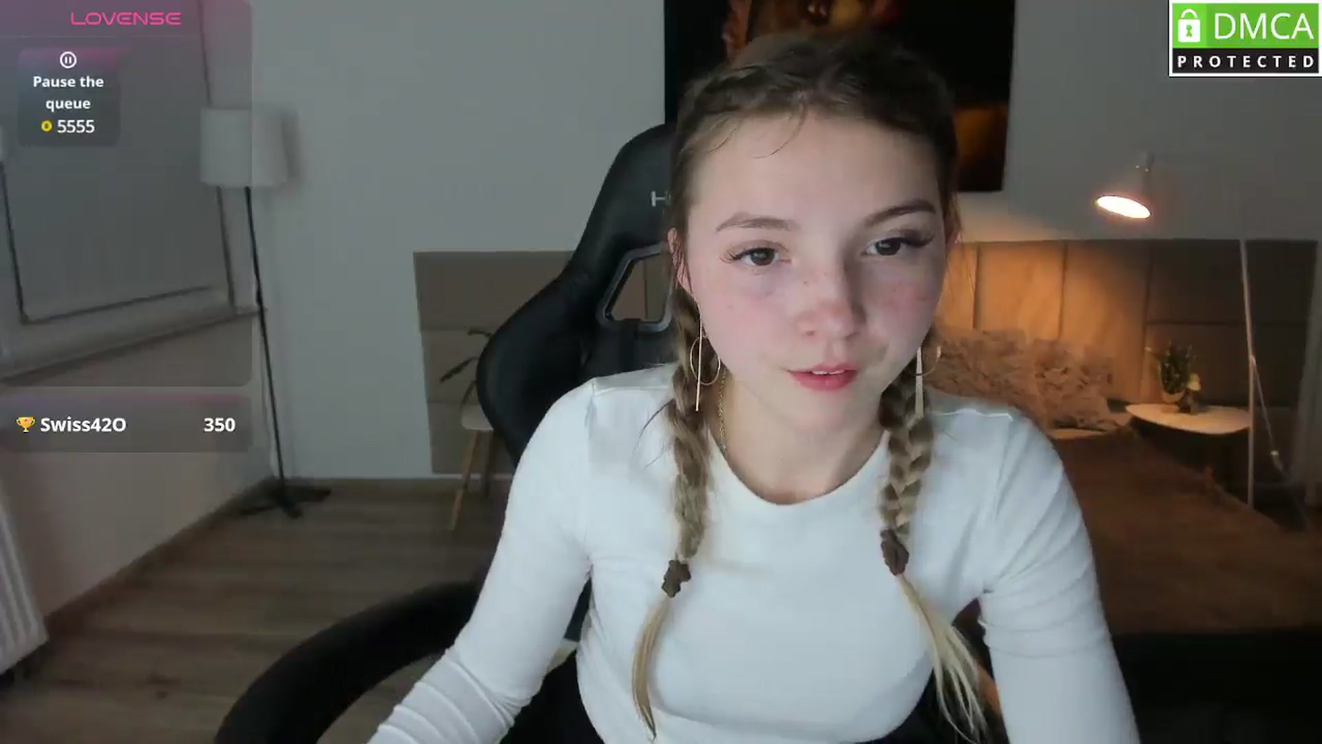 Gallery image thumbnail from Daisyy's myfreecams stream on, 03/25/2025, 17:40 image 3 of 20