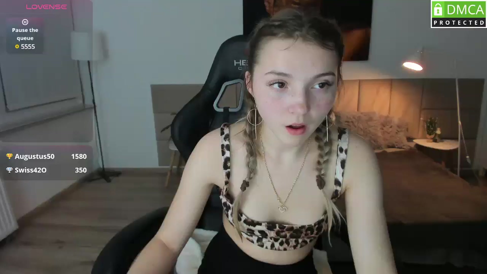 Gallery image thumbnail from Daisyy's myfreecams stream on, 03/25/2025, 20:32 image 1 of 20