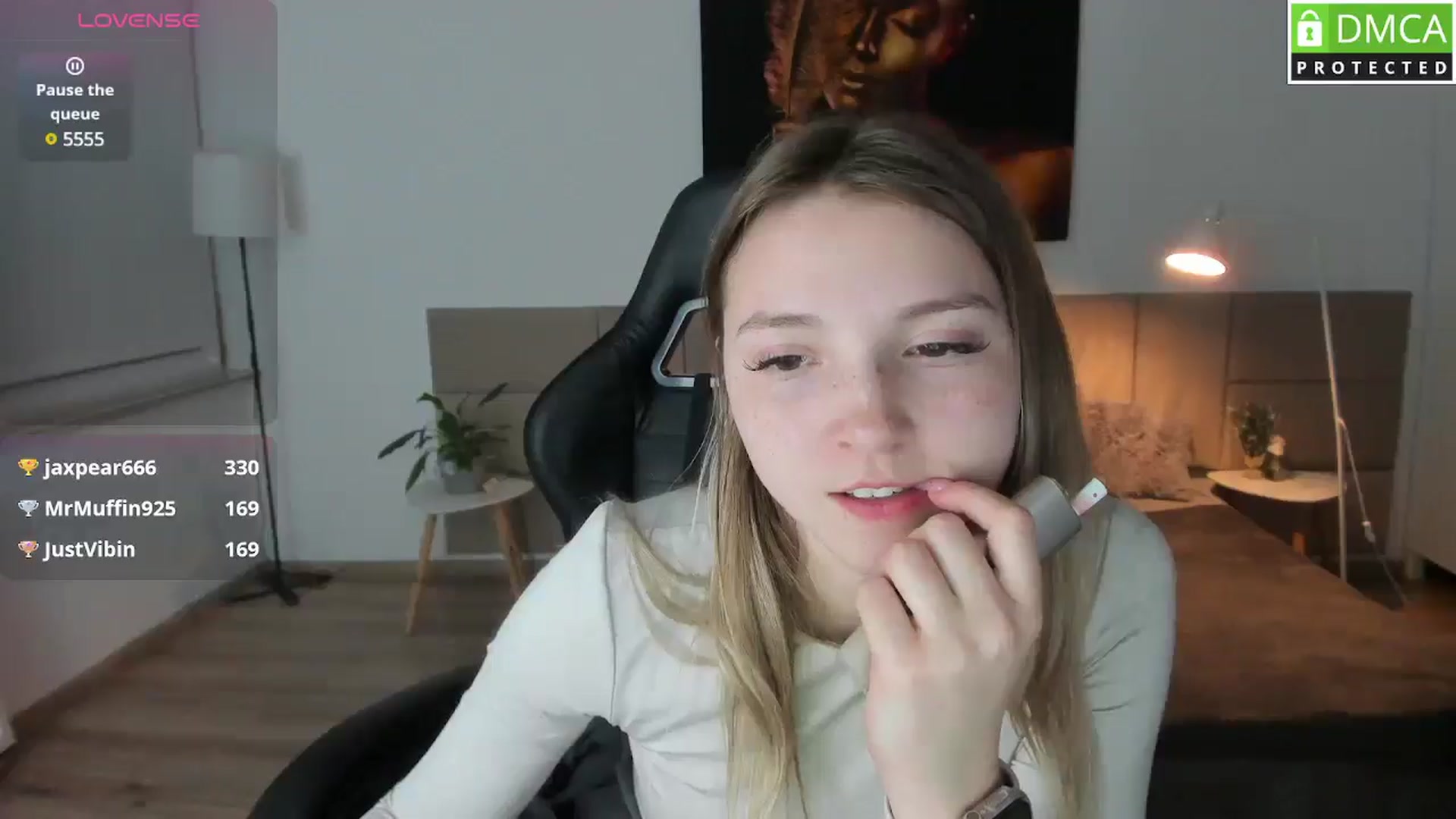 Gallery image thumbnail from Daisyy's myfreecams stream on, 03/27/2025, 18:45 image 15 of 20