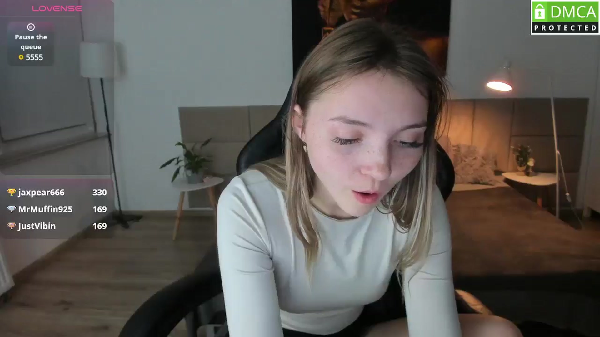 Gallery image thumbnail from Daisyy's myfreecams stream on, 03/27/2025, 19:47 image 11 of 20