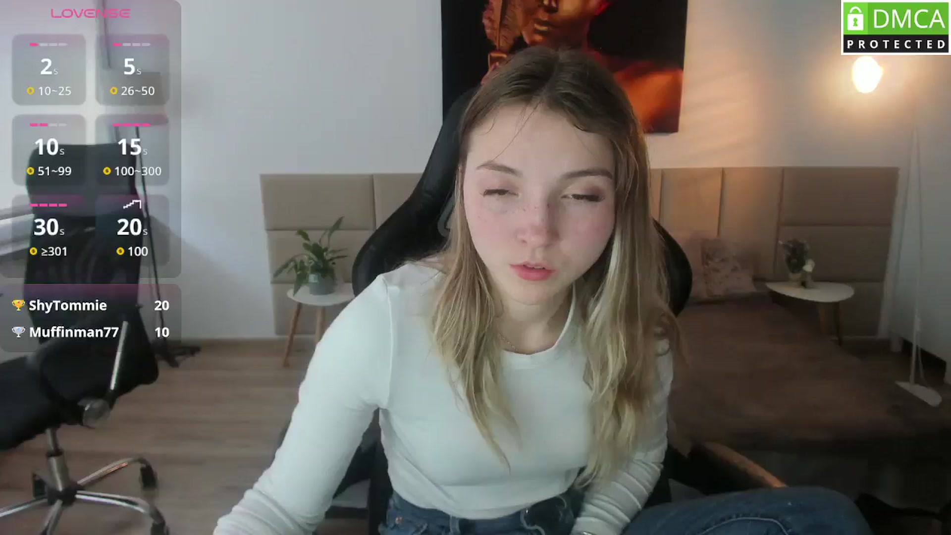 Gallery image thumbnail from Daisyy's myfreecams stream on, 03/31/2025, 13:45 image 15 of 20