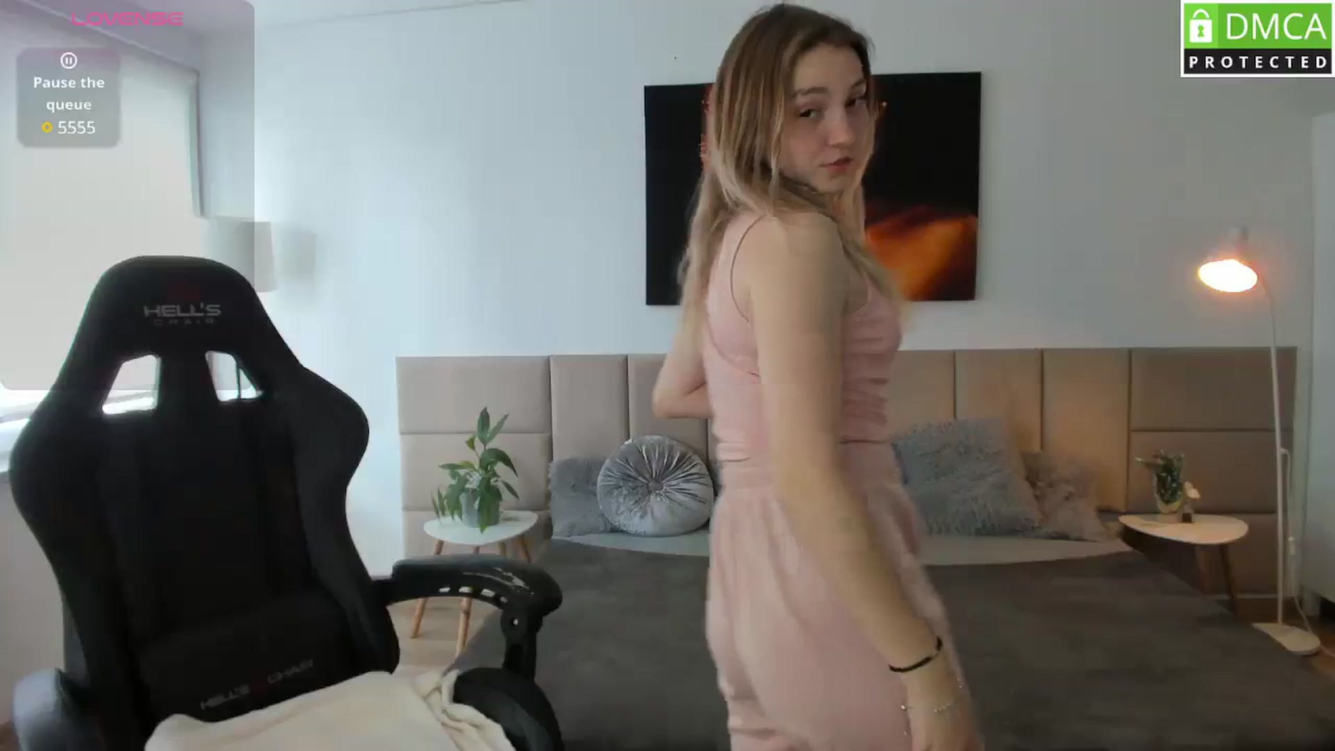 Gallery image thumbnail from Daisyy's myfreecams stream on, 04/04/2025, 12:35 image 7 of 20