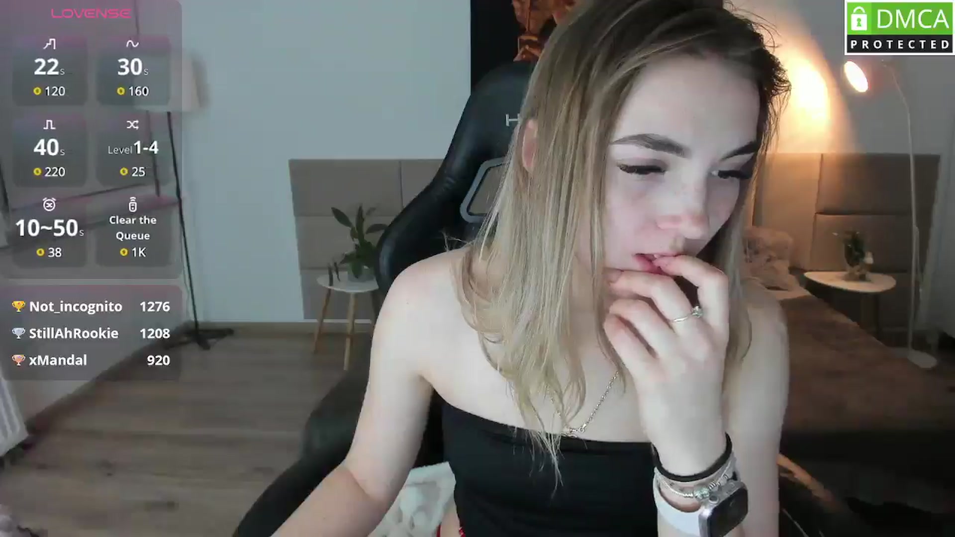 Gallery image thumbnail from Daisyy's myfreecams stream on, 04/06/2025, 18:40 image 16 of 20