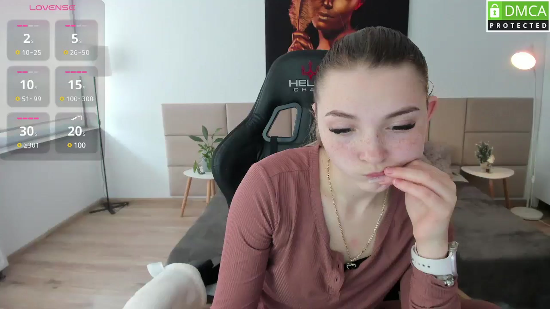 Gallery image thumbnail from Daisyy's myfreecams stream on, 04/10/2025, 13:43 image 11 of 20