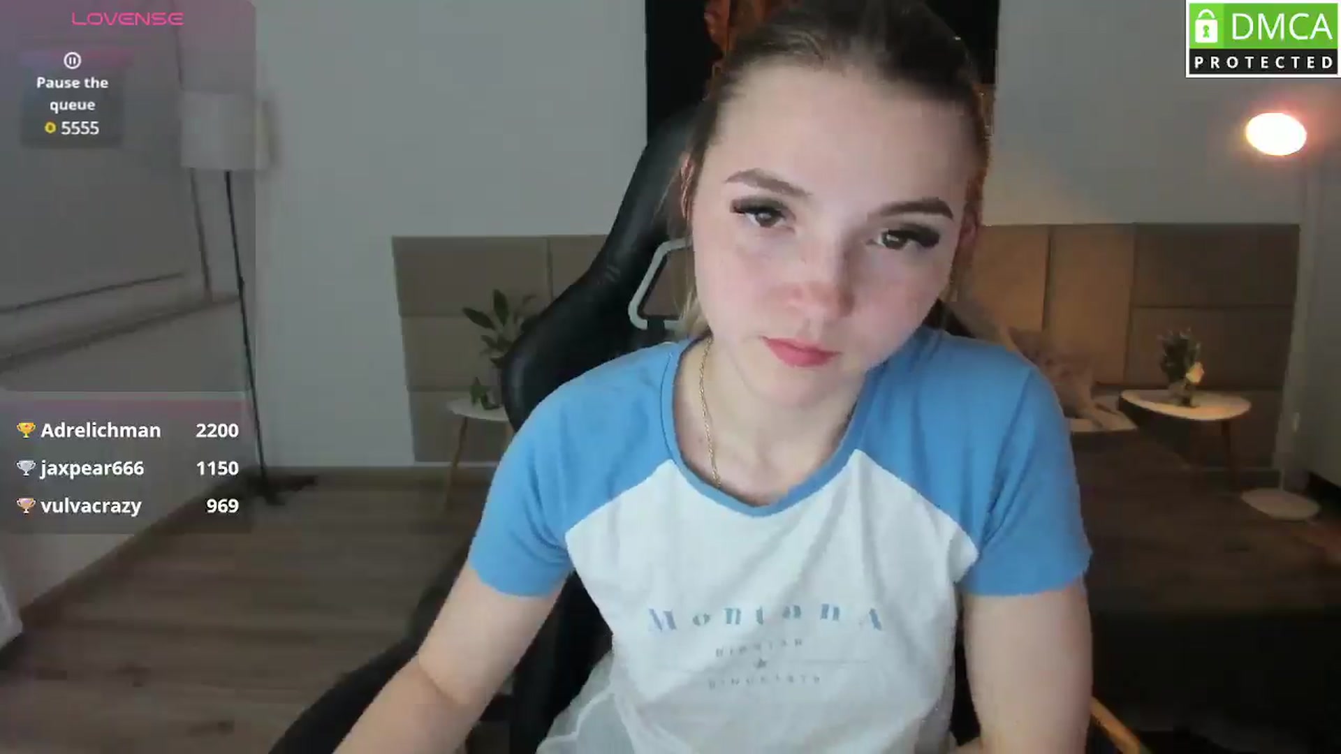 Gallery image thumbnail from Daisyy's myfreecams stream on, 04/10/2025, 22:07 image 5 of 20