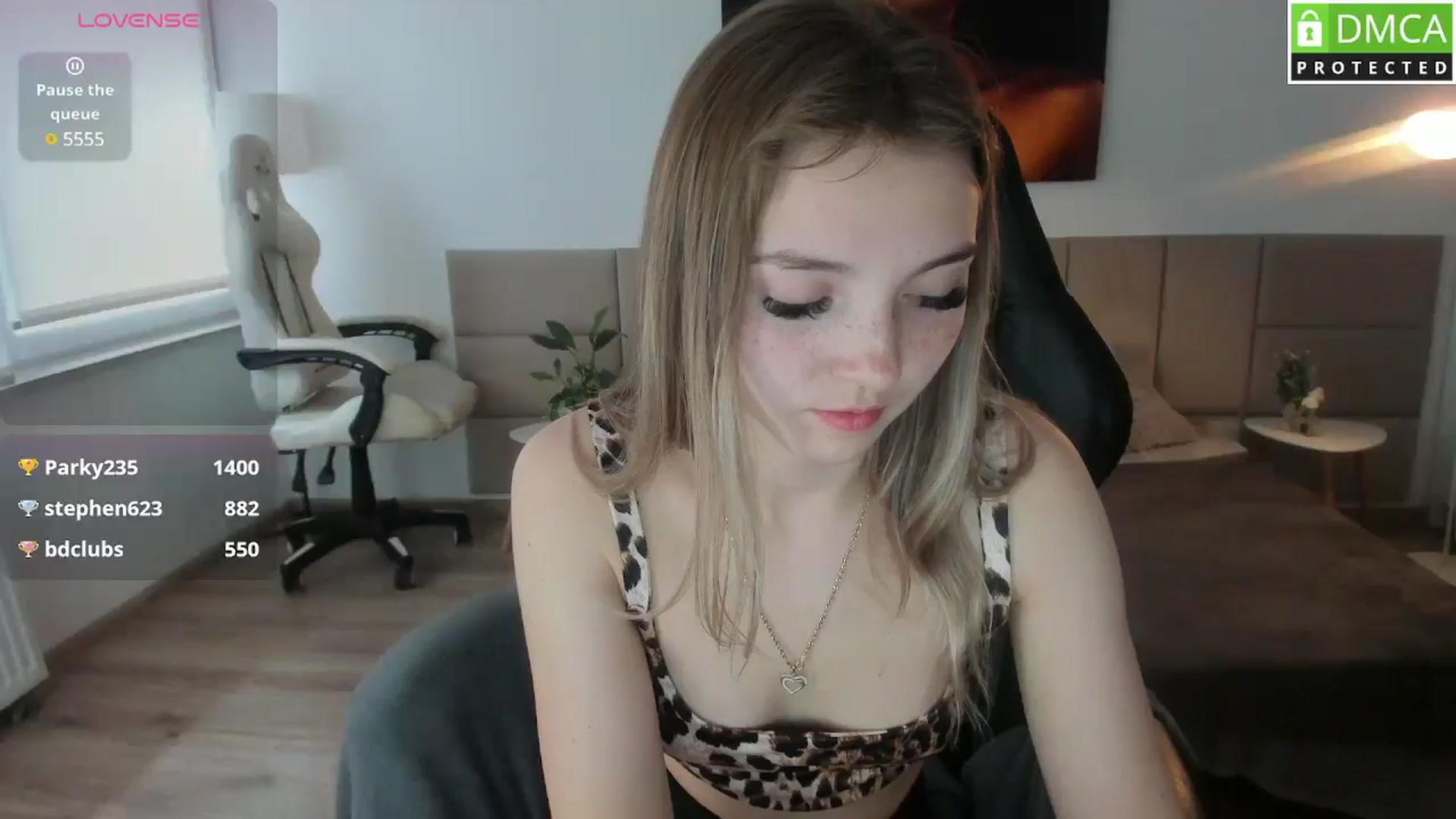 Gallery image thumbnail from Daisyy's myfreecams stream on, 04/15/2025, 15:57 image 11 of 20