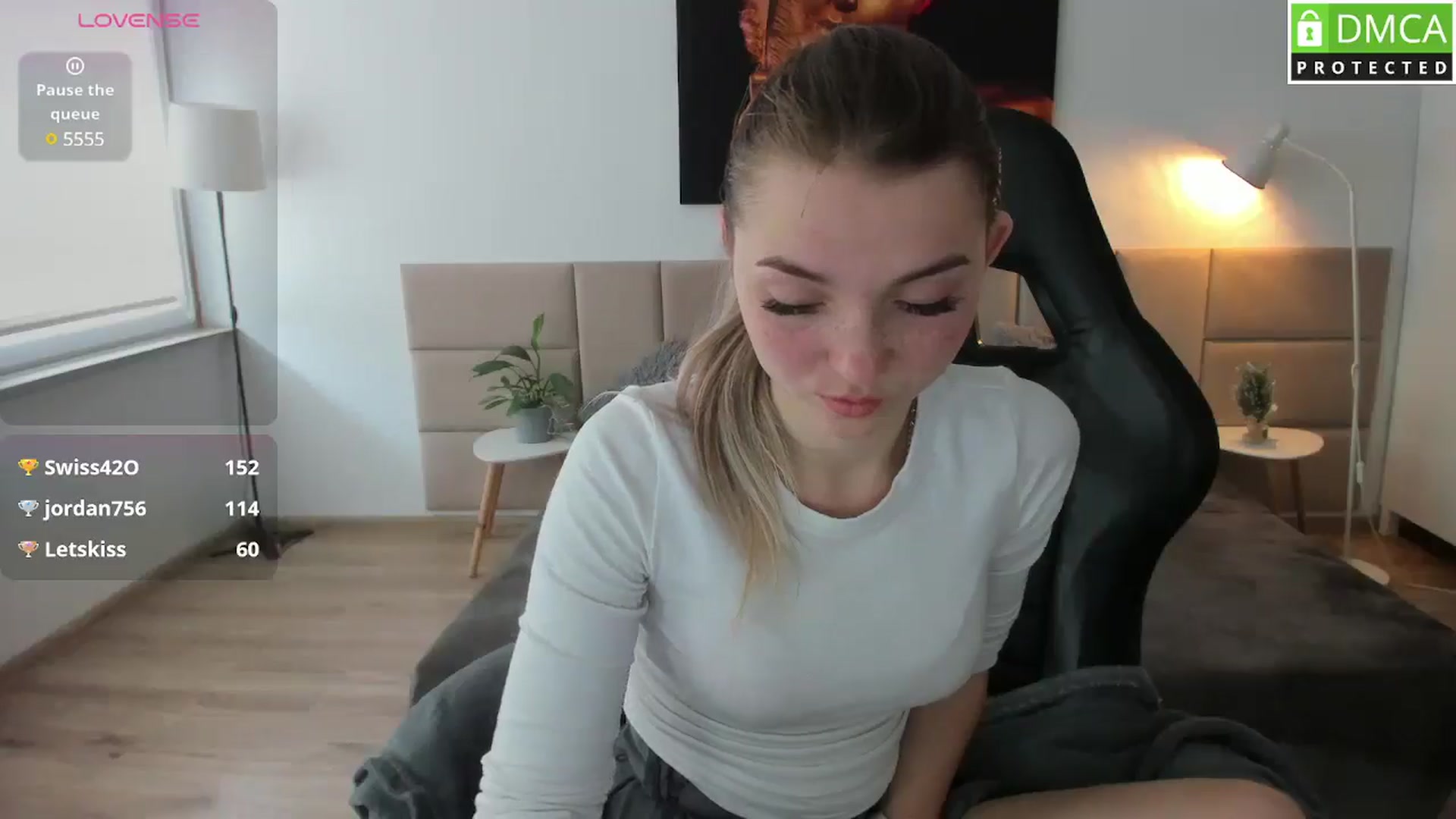 Gallery image thumbnail from Daisyy's myfreecams stream on, 05/06/2025, 14:00 image 4 of 20