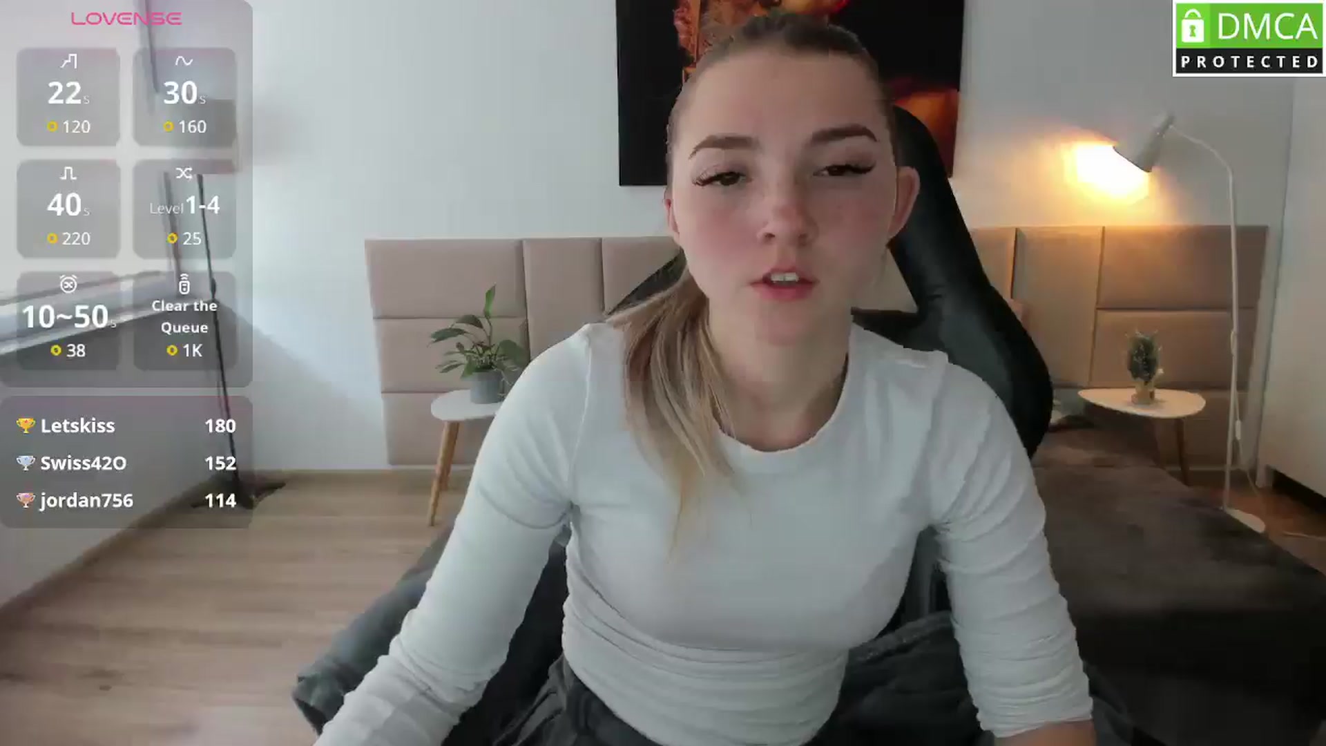 Gallery image thumbnail from Daisyy's myfreecams stream on, 05/06/2025, 14:00 image 11 of 20