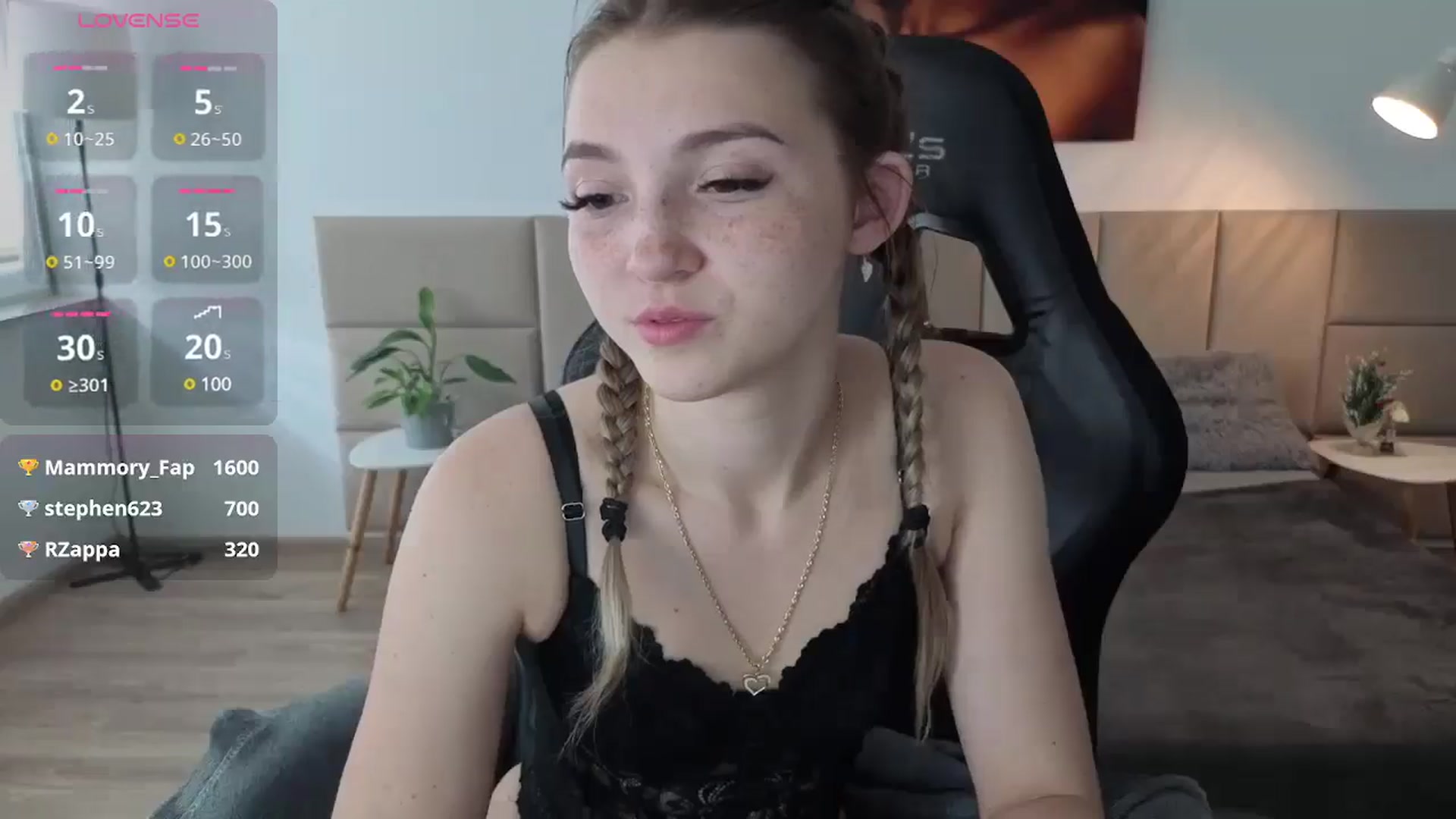 Gallery image thumbnail from Daisyy's myfreecams stream on, 05/11/2025, 17:11 image 8 of 20