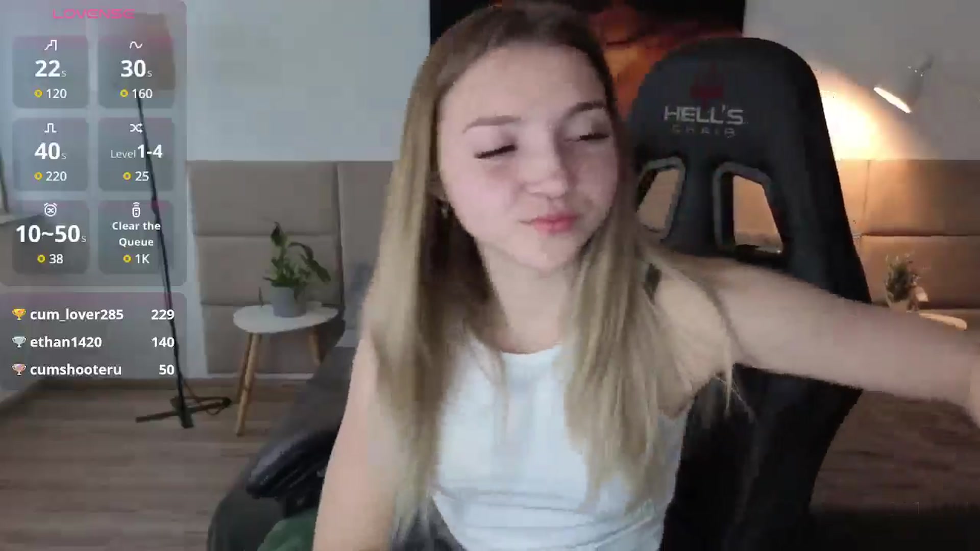 Gallery image thumbnail from Daisyy's myfreecams stream on, 05/14/2025, 17:17 image 6 of 20