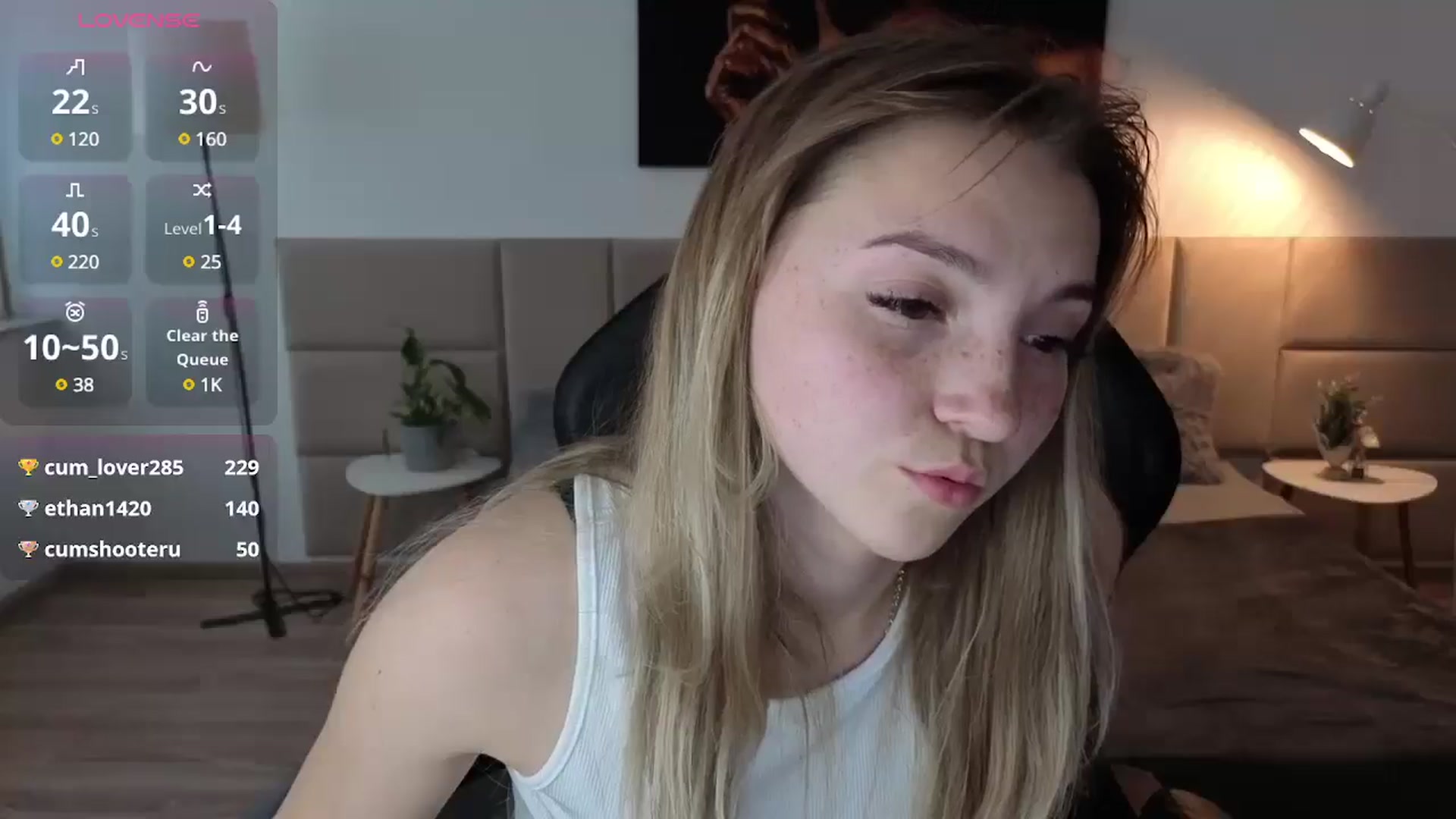 Gallery image thumbnail from Daisyy's myfreecams stream on, 05/14/2025, 17:17 image 9 of 20