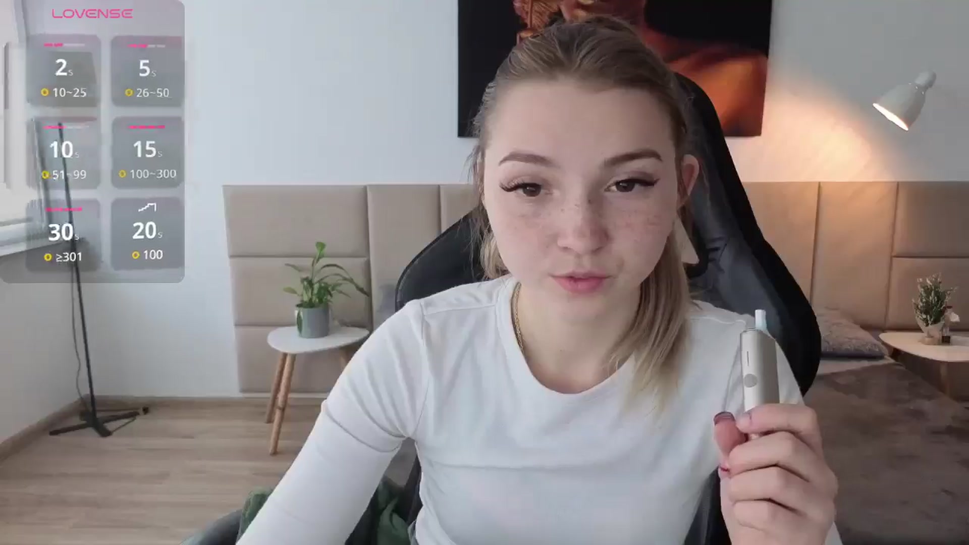 Gallery image thumbnail from Daisyy's myfreecams stream on, 05/15/2025, 13:12 image 12 of 20