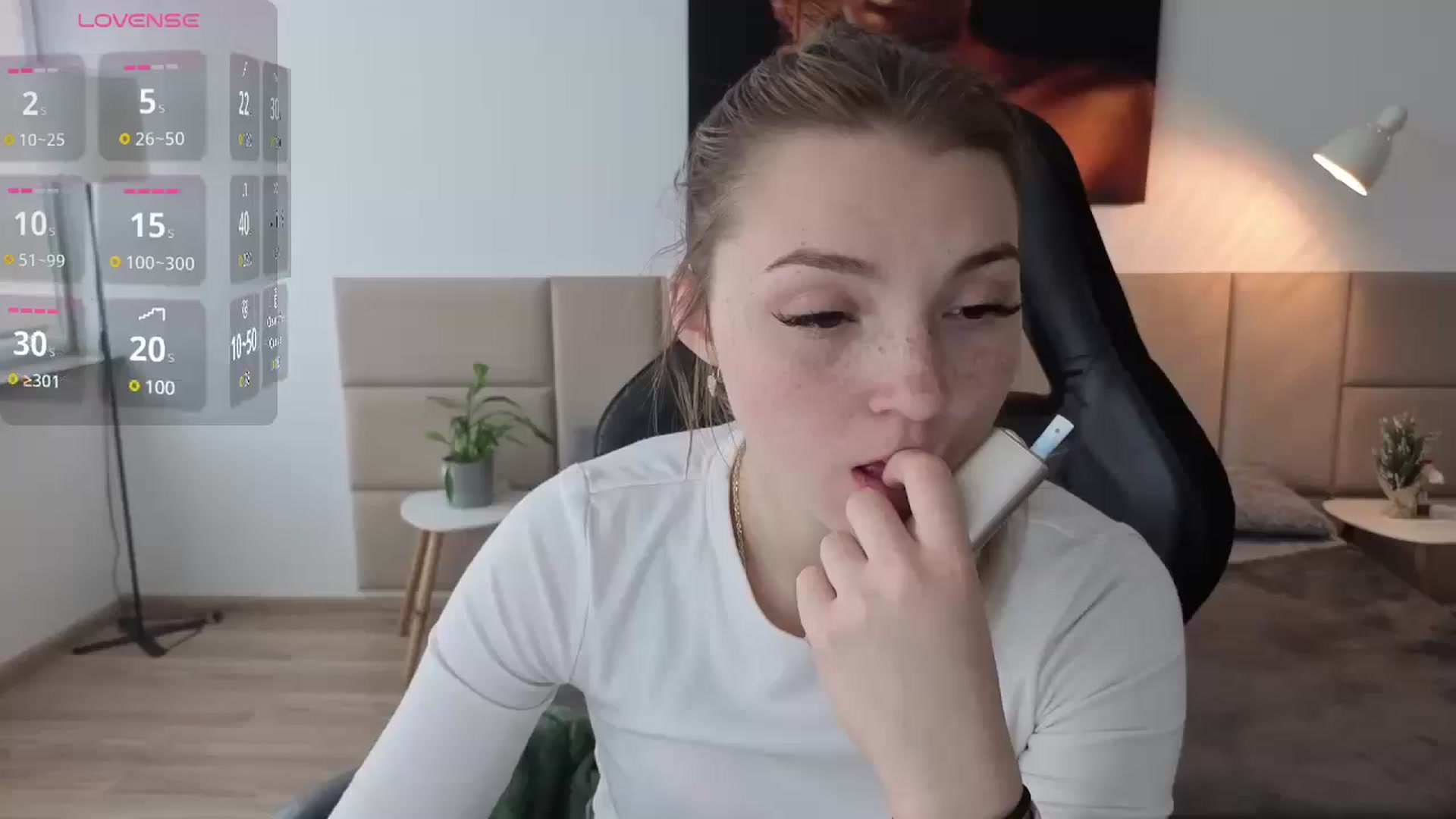 Gallery image thumbnail from Daisyy's myfreecams stream on, 05/15/2025, 13:12 image 11 of 20