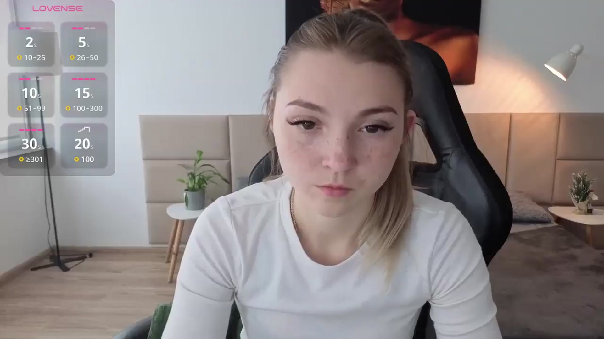 Gallery image thumbnail from Daisyy's myfreecams stream on, 05/15/2025, 13:12 image 8 of 20