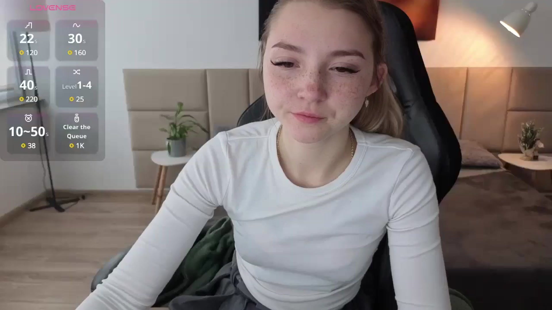 Gallery image thumbnail from Daisyy's myfreecams stream on, 05/15/2025, 13:12 image 17 of 20