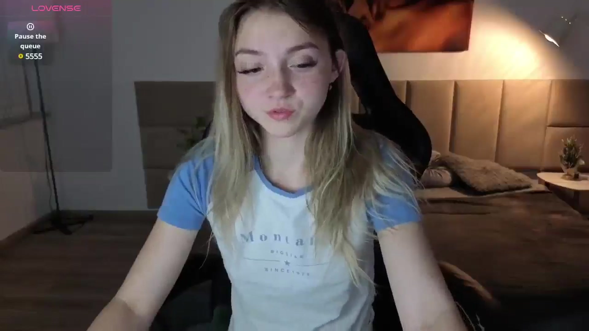 Gallery image thumbnail from Daisyy's myfreecams stream on, 05/16/2025, 19:42 image 12 of 20