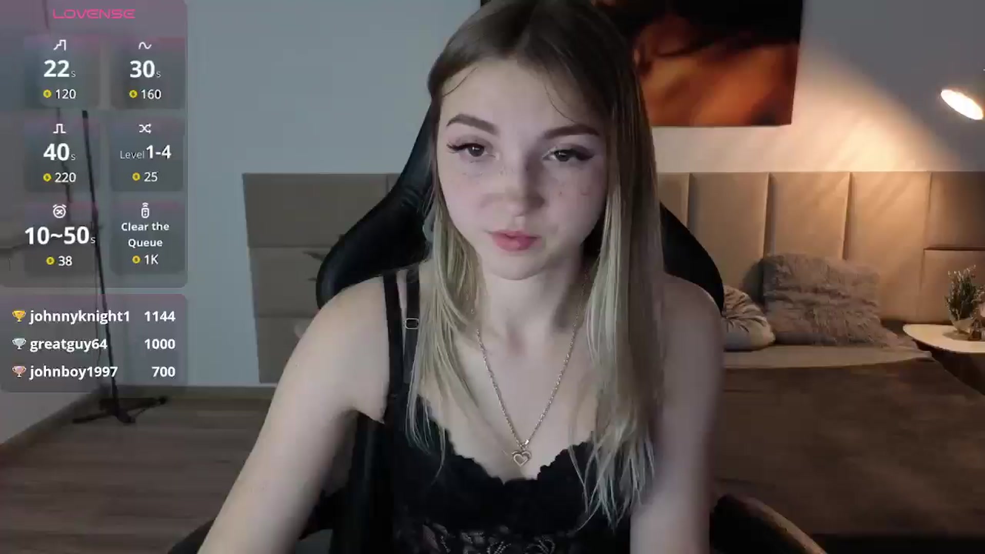 Gallery image thumbnail from Daisyy's myfreecams stream on, 05/17/2025, 20:06 image 14 of 20