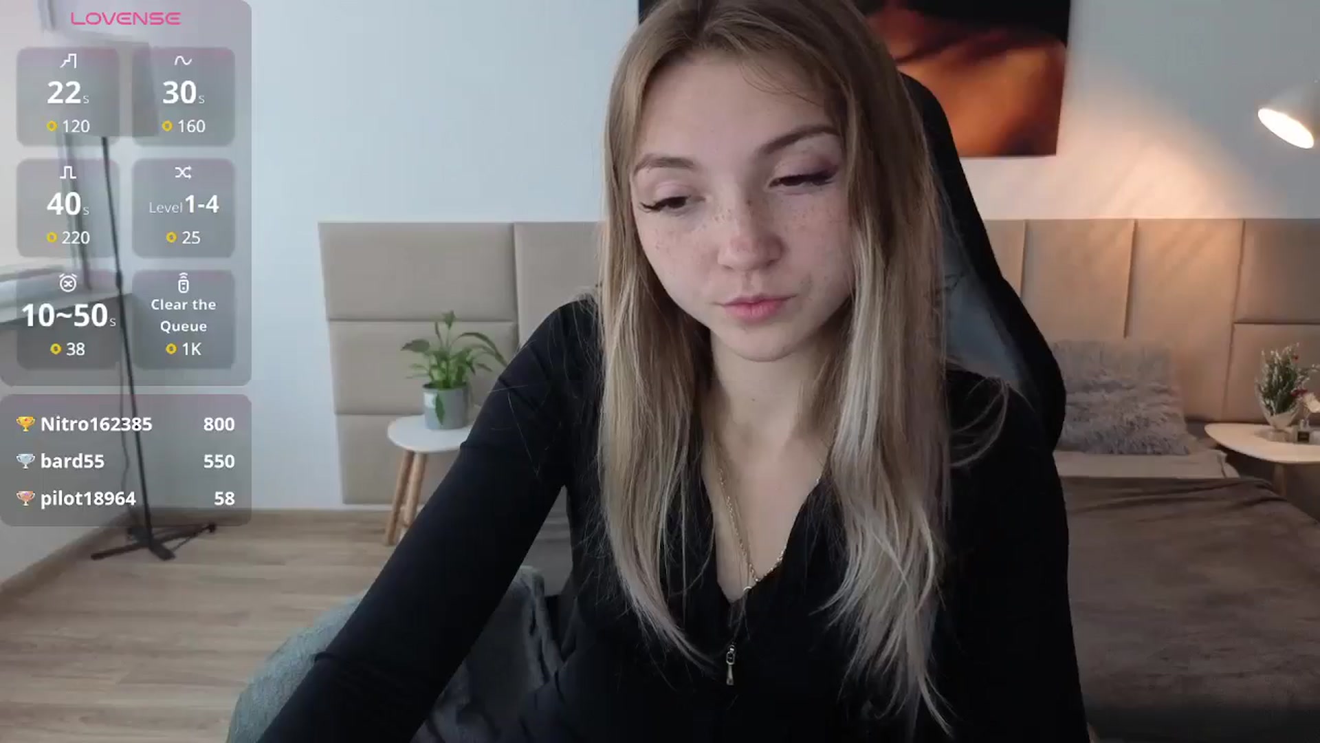 Gallery image thumbnail from Daisyy's myfreecams stream on, 05/19/2025, 14:34 image 17 of 20