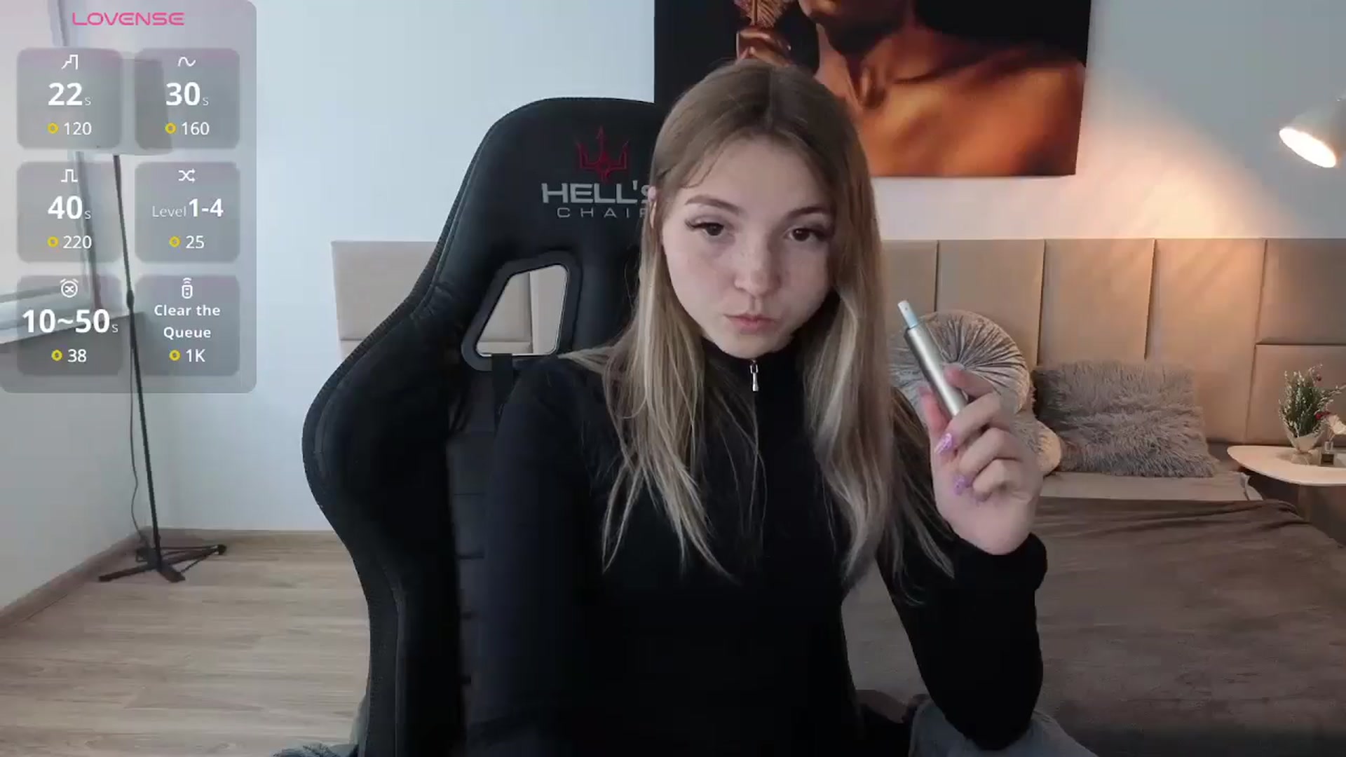 Gallery image thumbnail from Daisyy's myfreecams stream on, 05/19/2025, 14:34 image 3 of 20