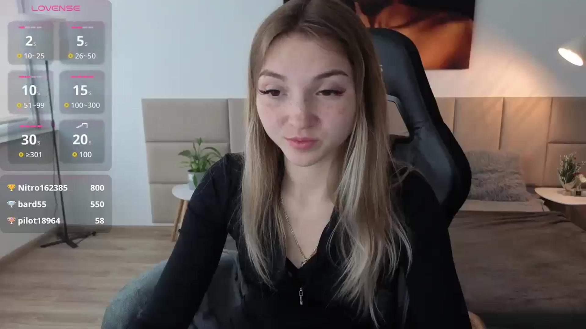 Gallery image thumbnail from Daisyy's myfreecams stream on, 05/19/2025, 14:34 image 15 of 20