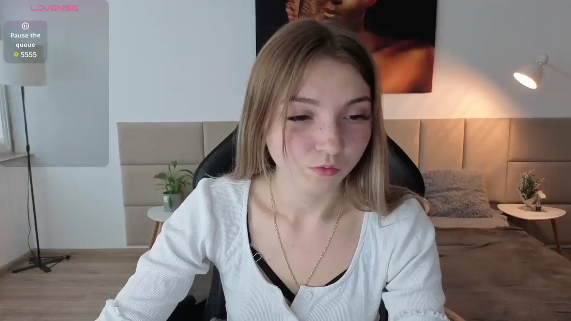 Gallery image thumbnail from Daisyy's myfreecams stream on, 05/19/2025, 18:36 image 2 of 20