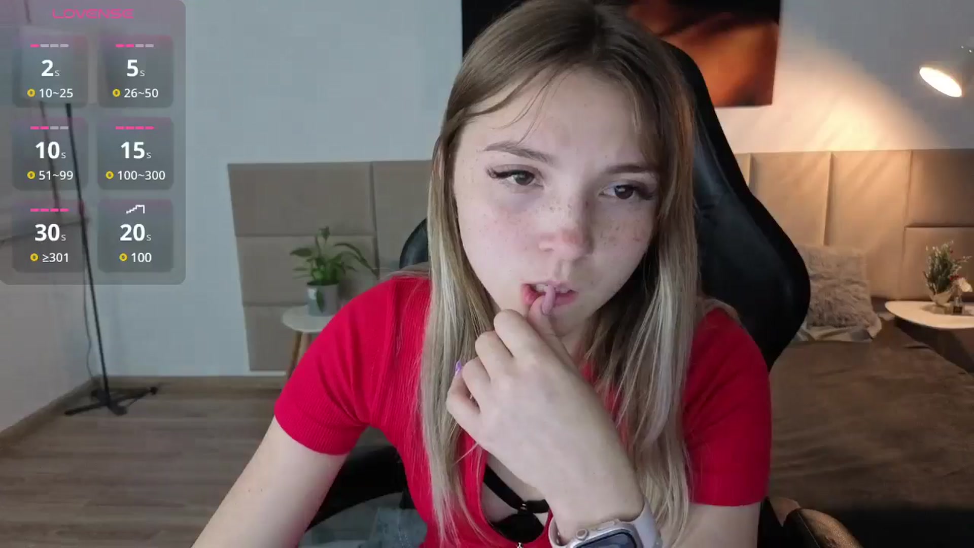 Gallery image thumbnail from Daisyy's myfreecams stream on, 05/19/2025, 19:46 image 8 of 20