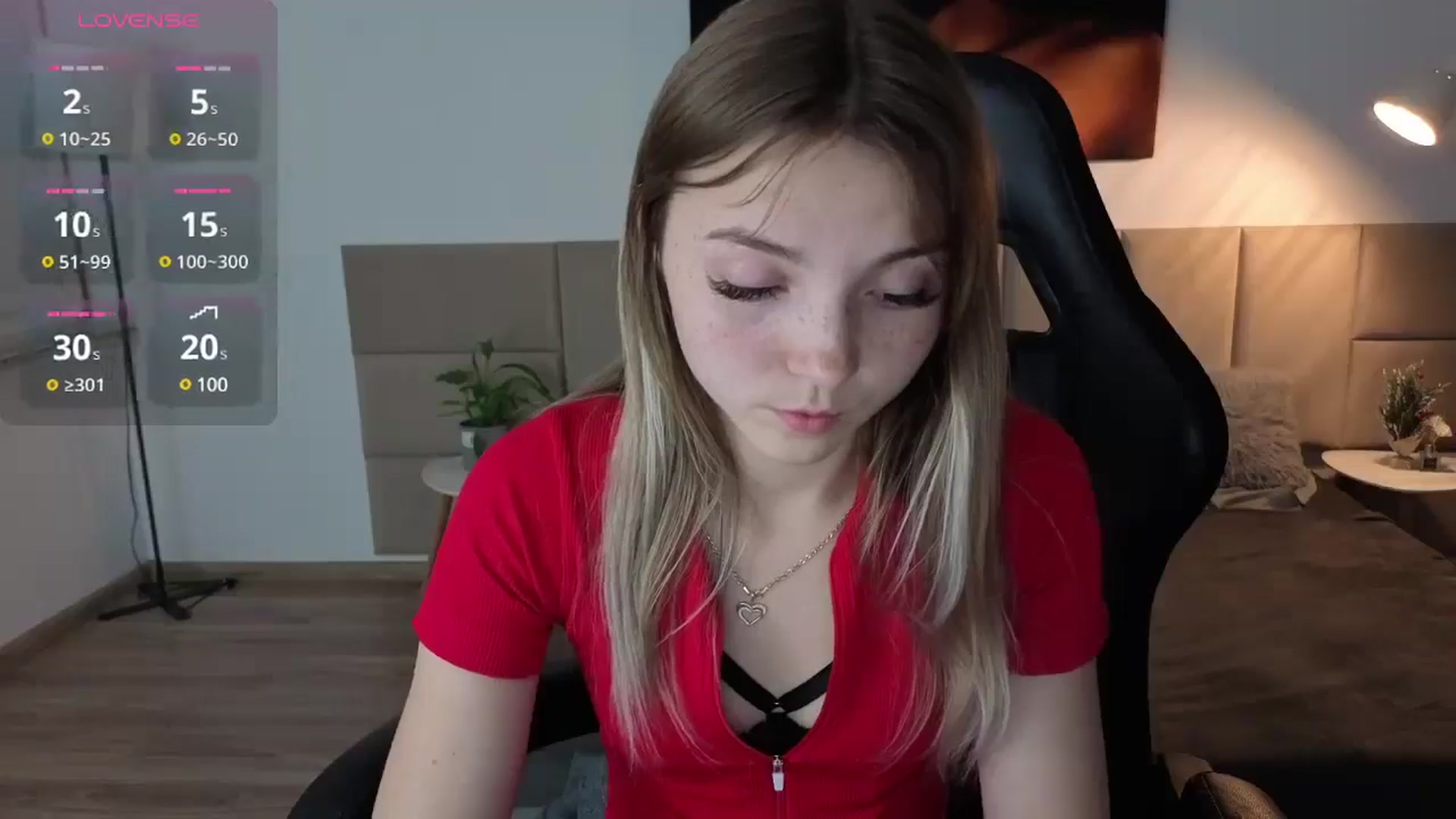 Gallery image thumbnail from Daisyy's myfreecams stream on, 05/19/2025, 19:46 image 7 of 20