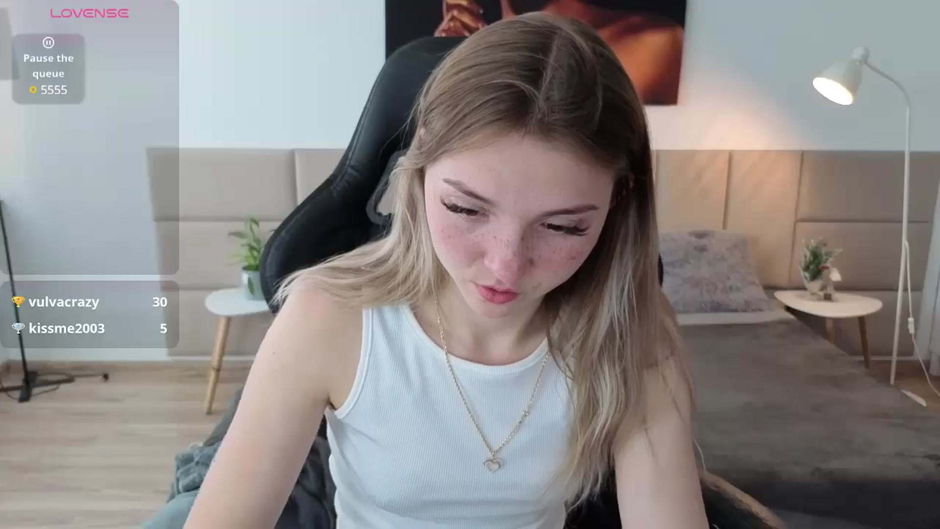 Gallery image thumbnail from Daisyy's myfreecams stream on, 05/21/2025, 17:04 image 13 of 20