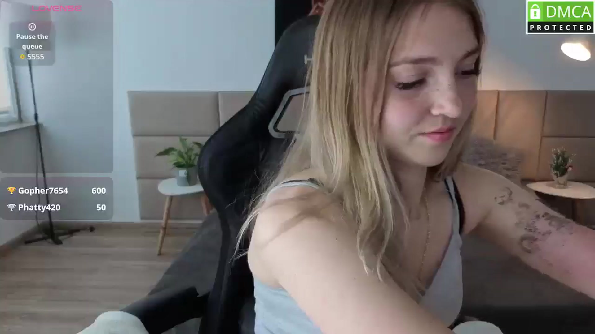 Gallery image thumbnail from Daisyy's myfreecams stream on, 05/26/2025, 14:33 image 5 of 20