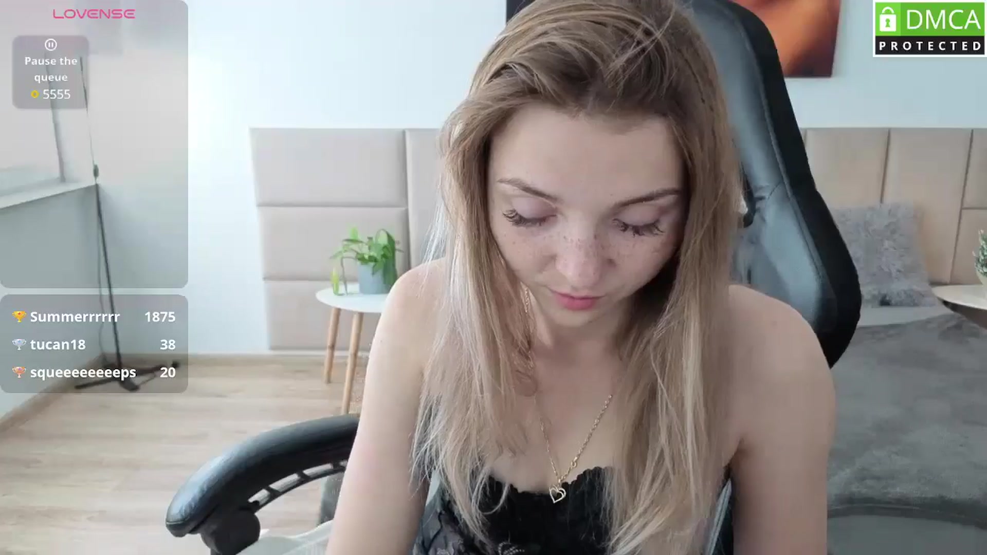 Gallery image thumbnail from Daisyy's myfreecams stream on, 06/06/2025, 14:25 image 19 of 20