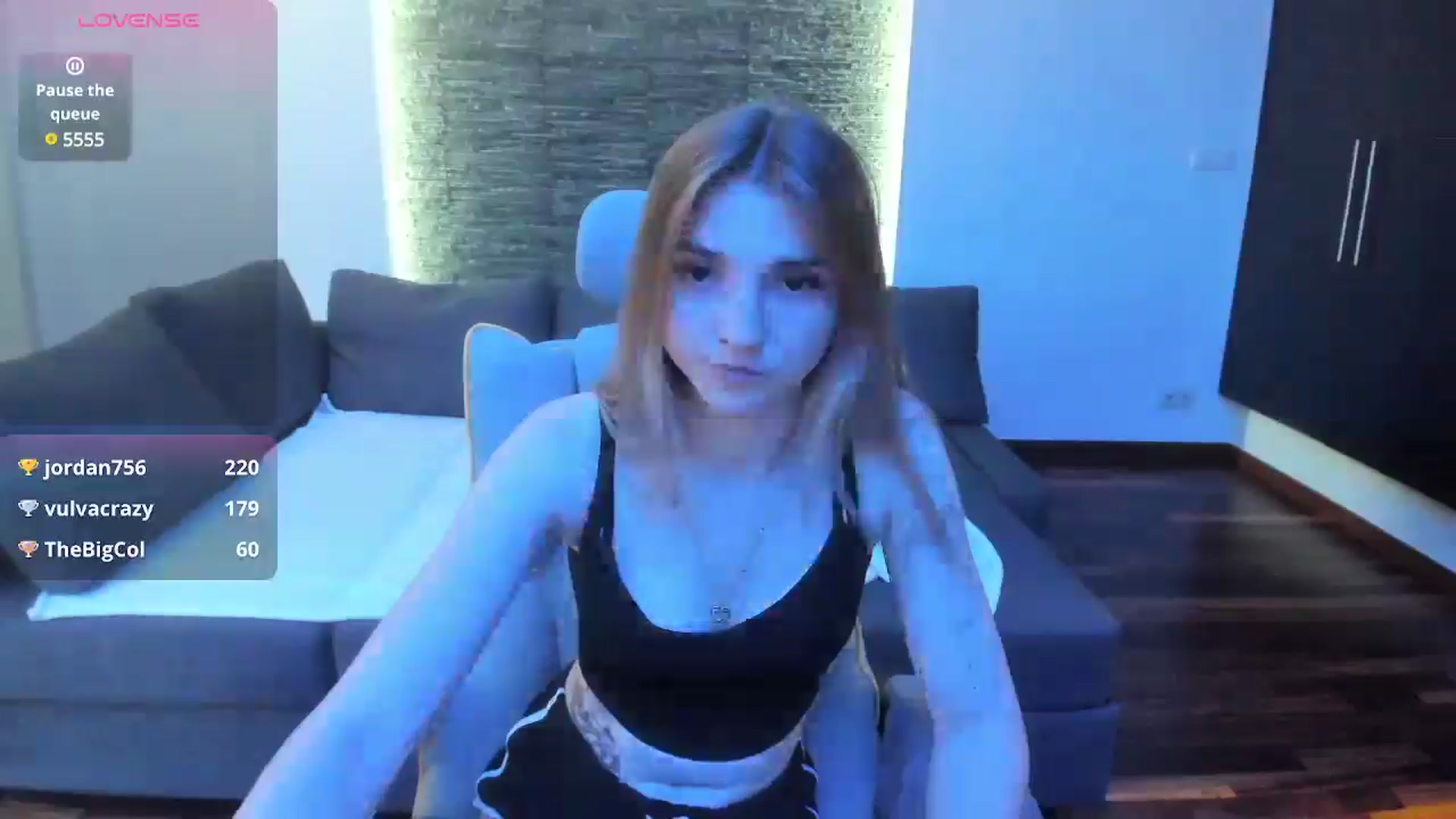 Gallery image thumbnail from Daisyy's myfreecams stream on, 06/19/2025, 17:15 image 7 of 20