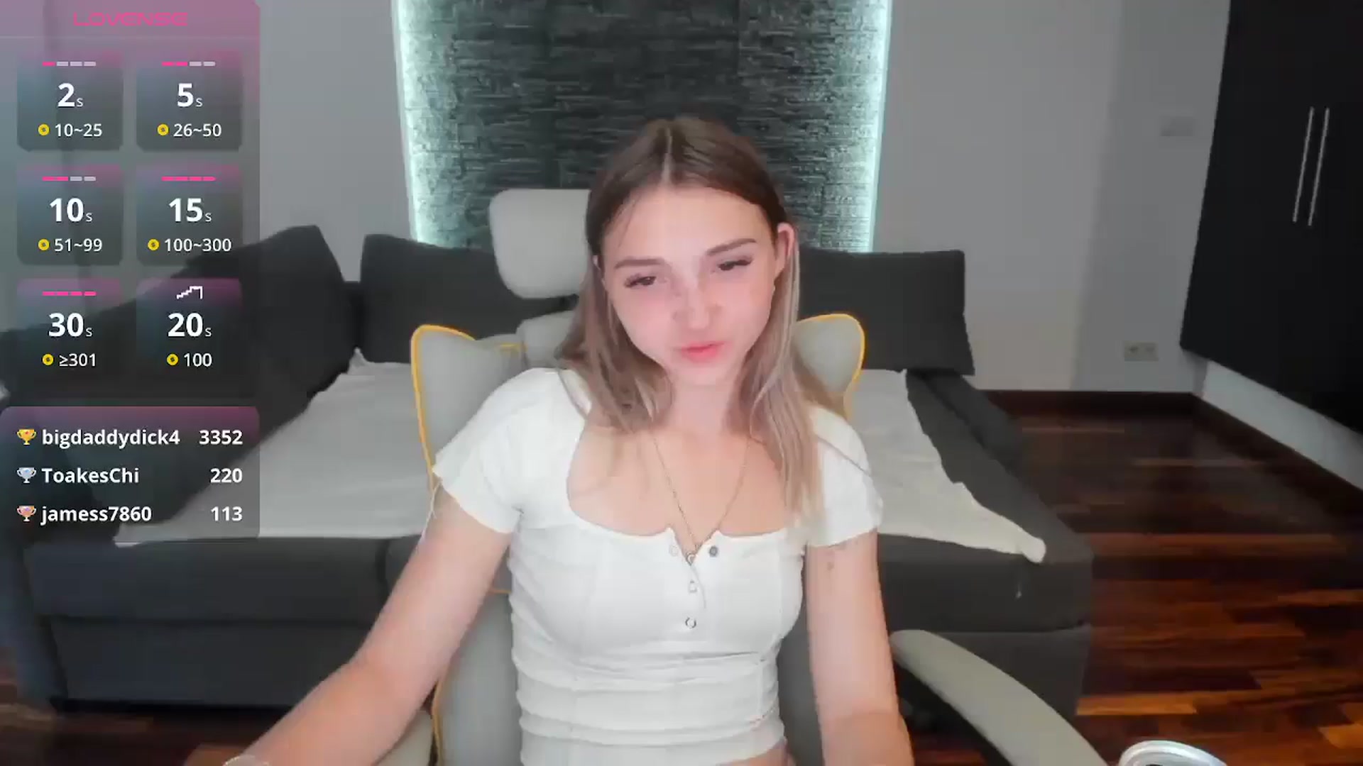 Gallery image thumbnail from Daisyy's myfreecams stream on, 06/20/2025, 19:49 image 2 of 20