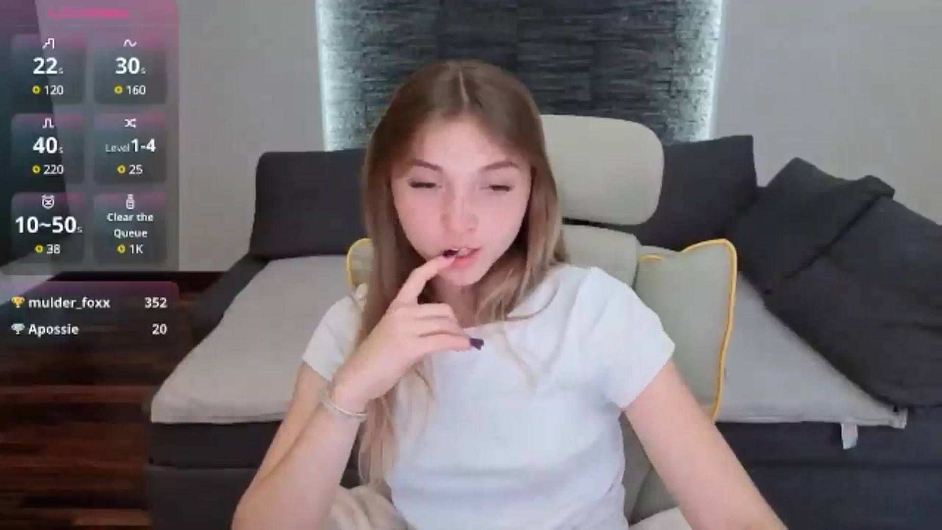Gallery image thumbnail from Daisyy's myfreecams stream on, 06/23/2025, 16:38 image 9 of 20
