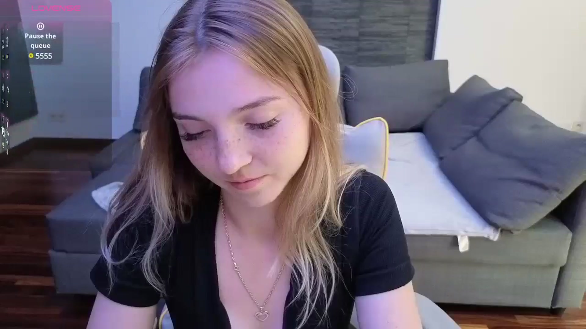 Gallery image thumbnail from Daisyy's myfreecams stream on, 06/24/2025, 15:02 image 13 of 20