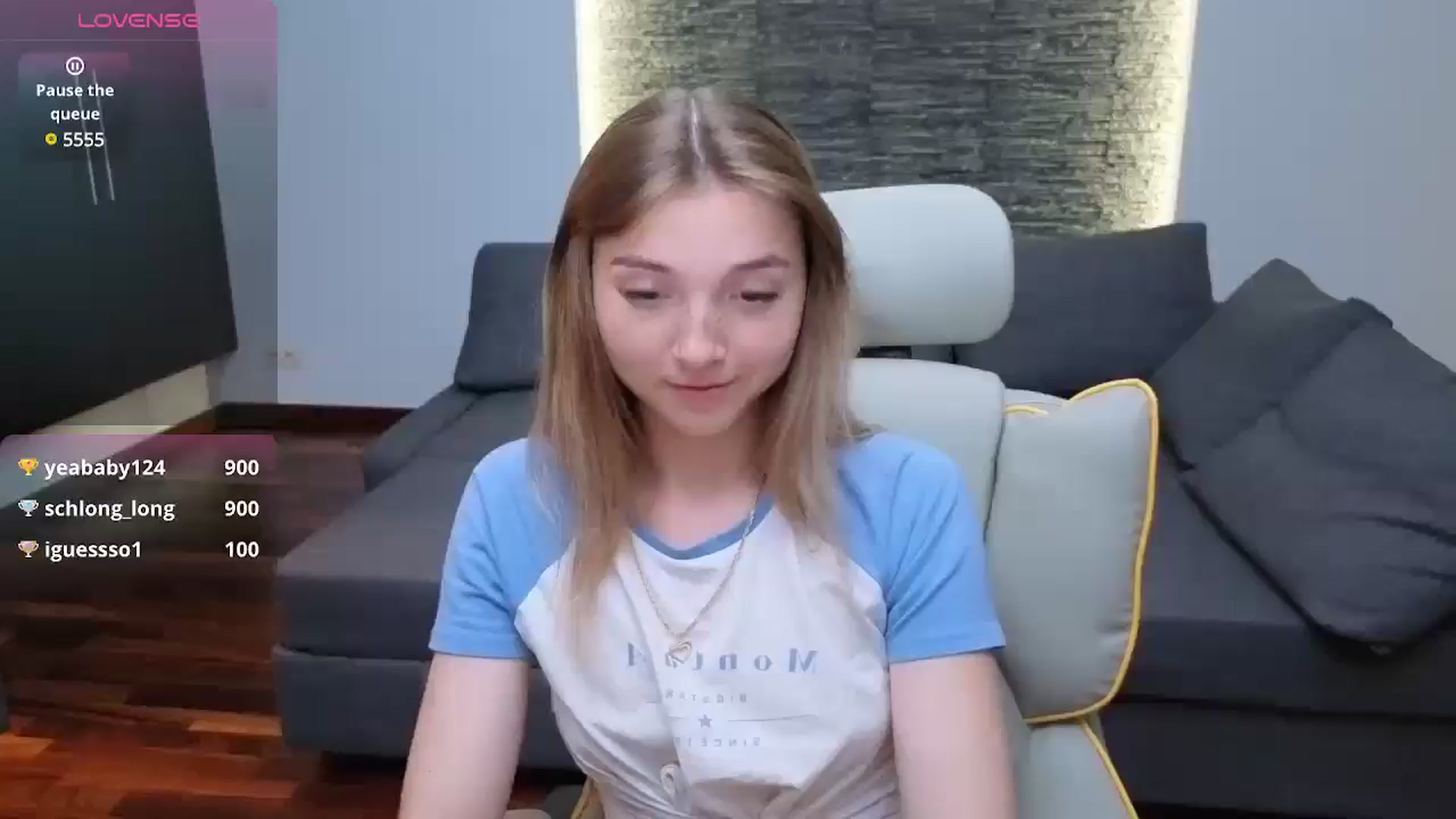 Gallery image thumbnail from Daisyy's myfreecams stream on, 06/25/2025, 18:37 image 14 of 20