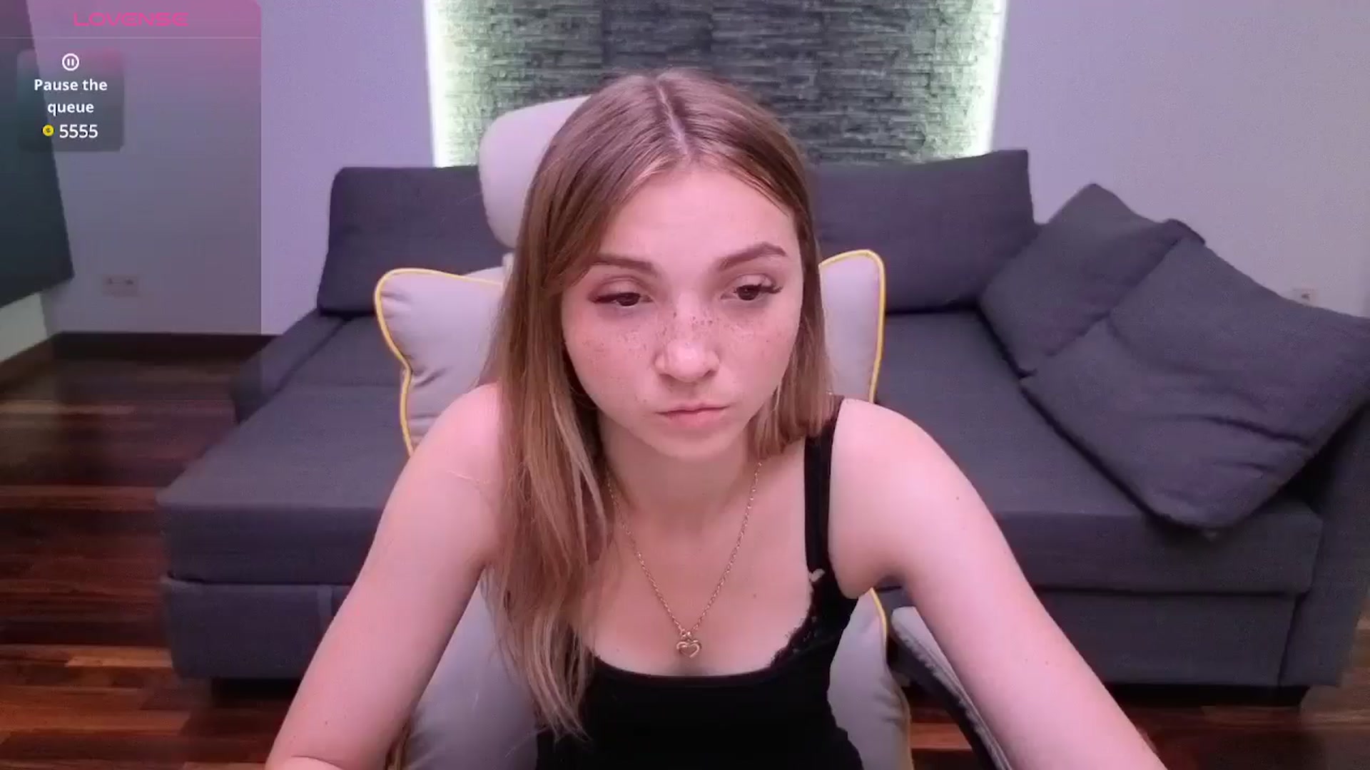Gallery image thumbnail from Daisyy's myfreecams stream on, 06/27/2025, 18:51 image 4 of 20