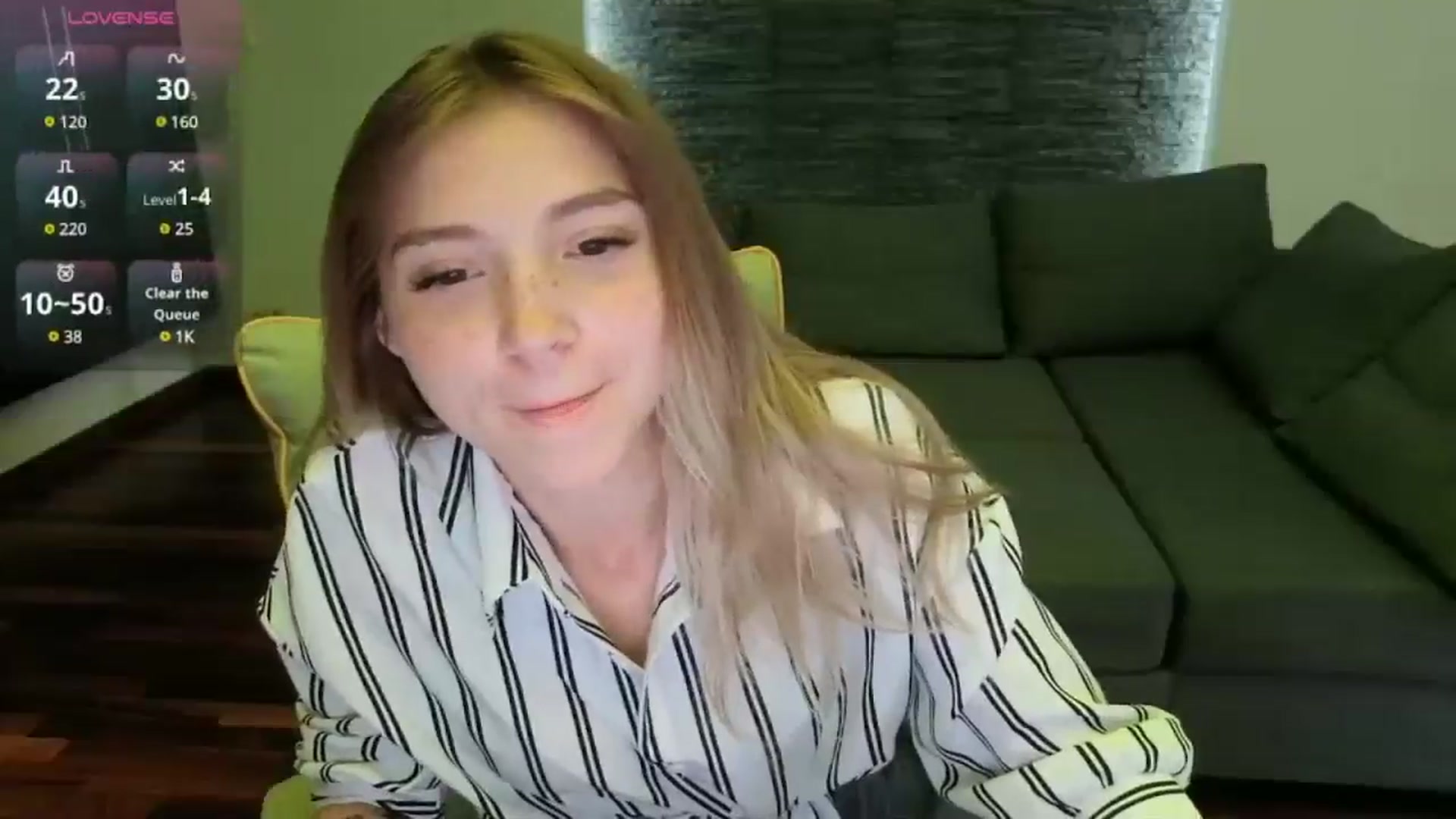 Gallery image thumbnail from Daisyy's myfreecams stream on, 06/29/2025, 18:37 image 5 of 20